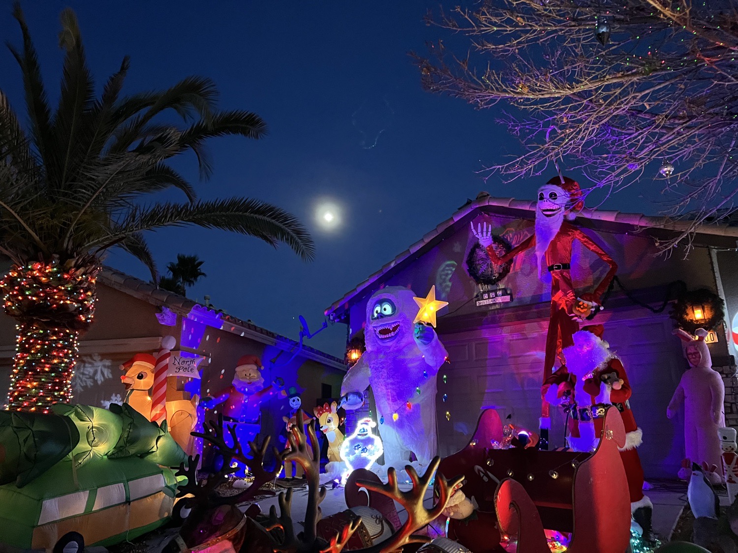 The Jolly House On The Corner, Christmas lights in Las Vegas, NV (photo 1)