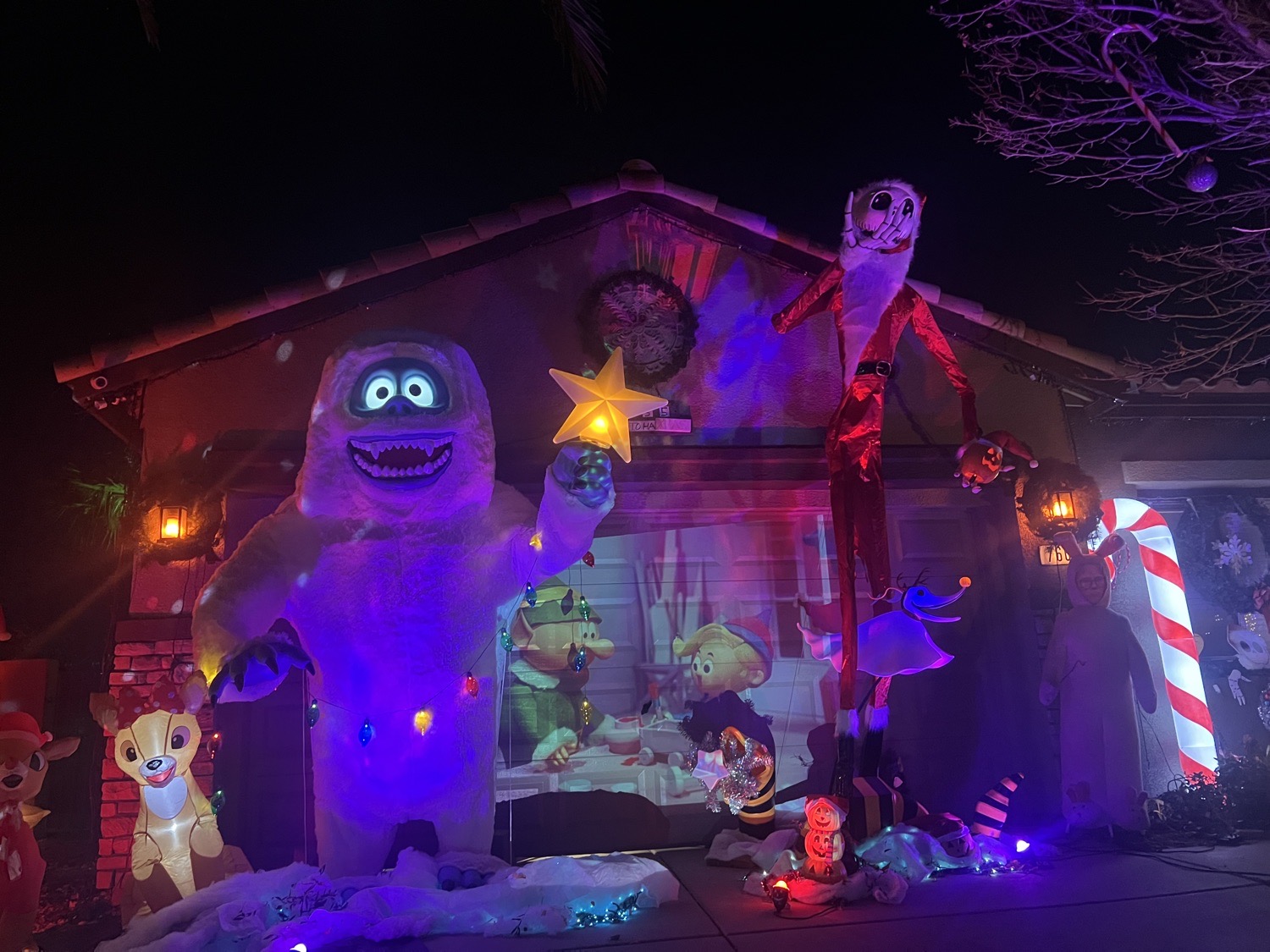 The Jolly House On The Corner, Christmas lights in Las Vegas, NV (photo 3)