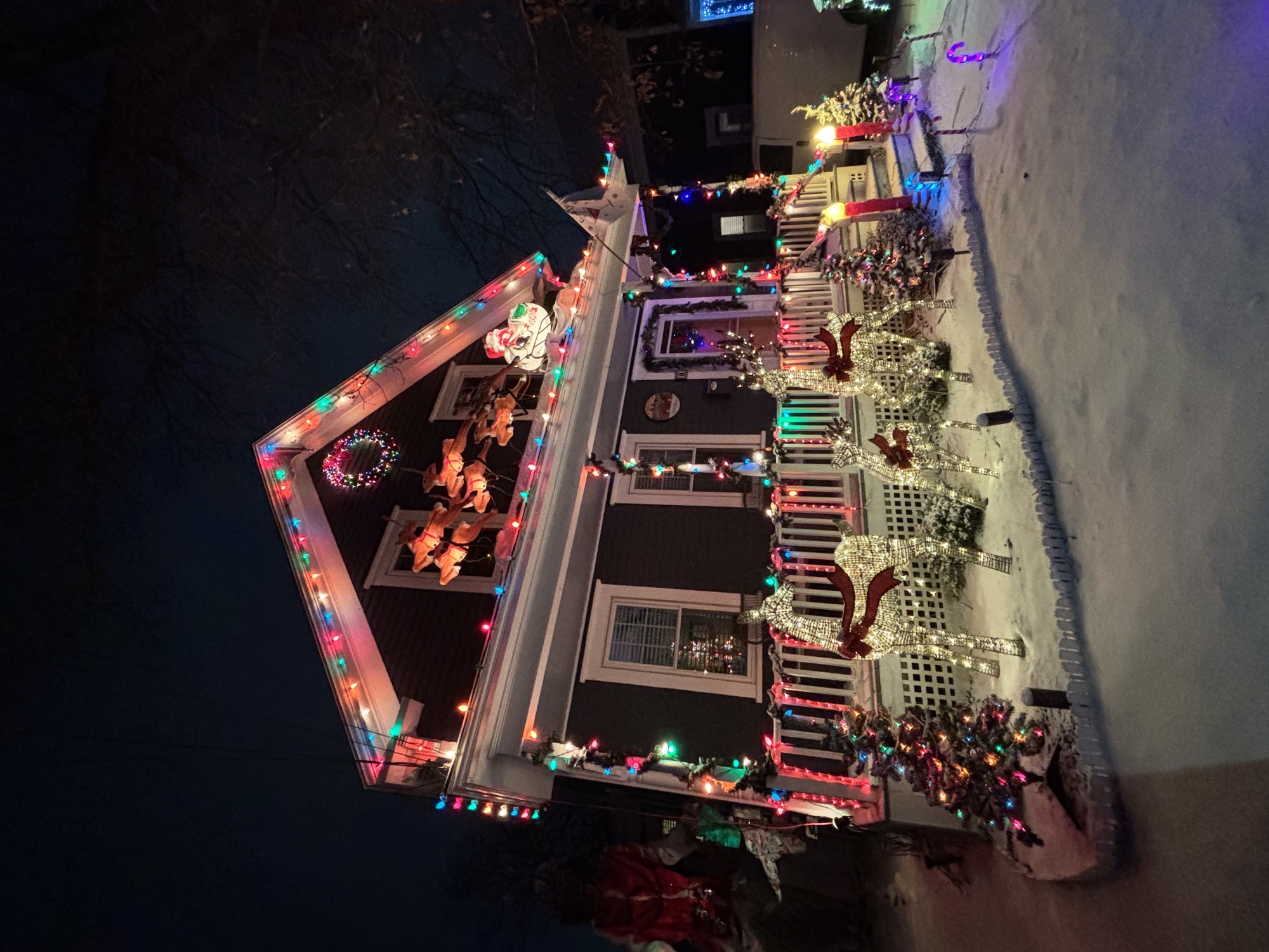 Dartmouth Street Xmas!, Christmas lights in North Chelmsford, MA (photo 2)