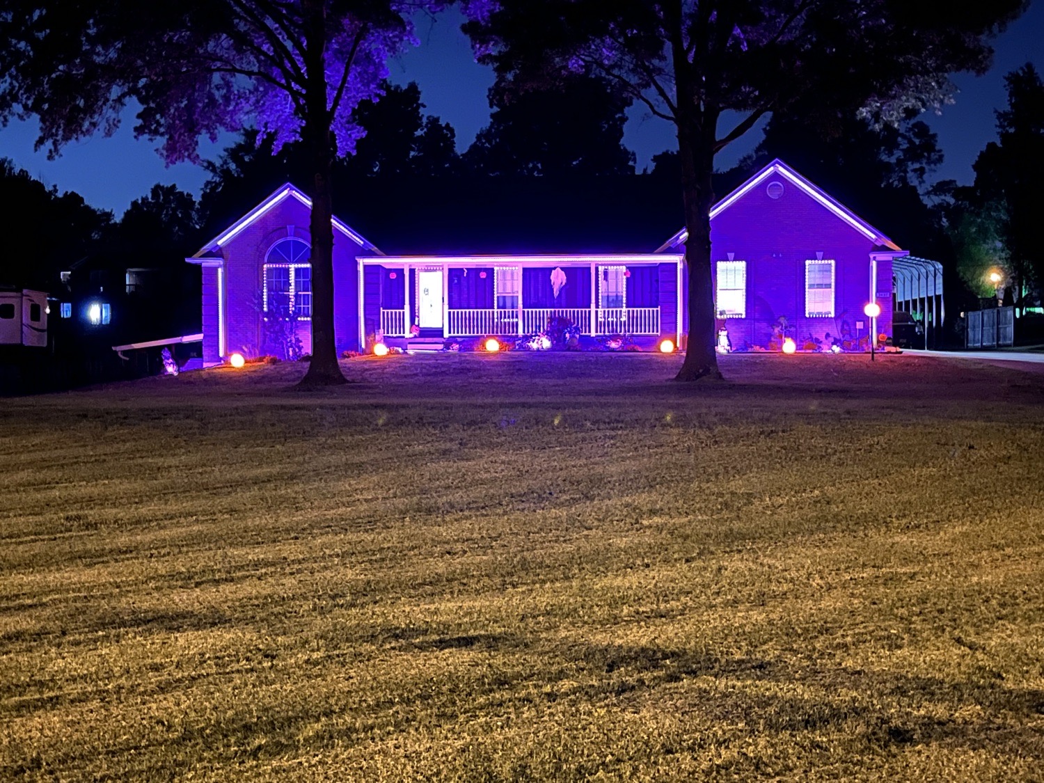 East Hebron Lights, Christmas lights in Hebron Estates, KY (photo 1)