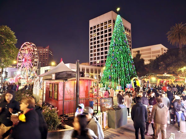 Christmas In The Park, Christmas lights in San Jose, CA (photo 4)