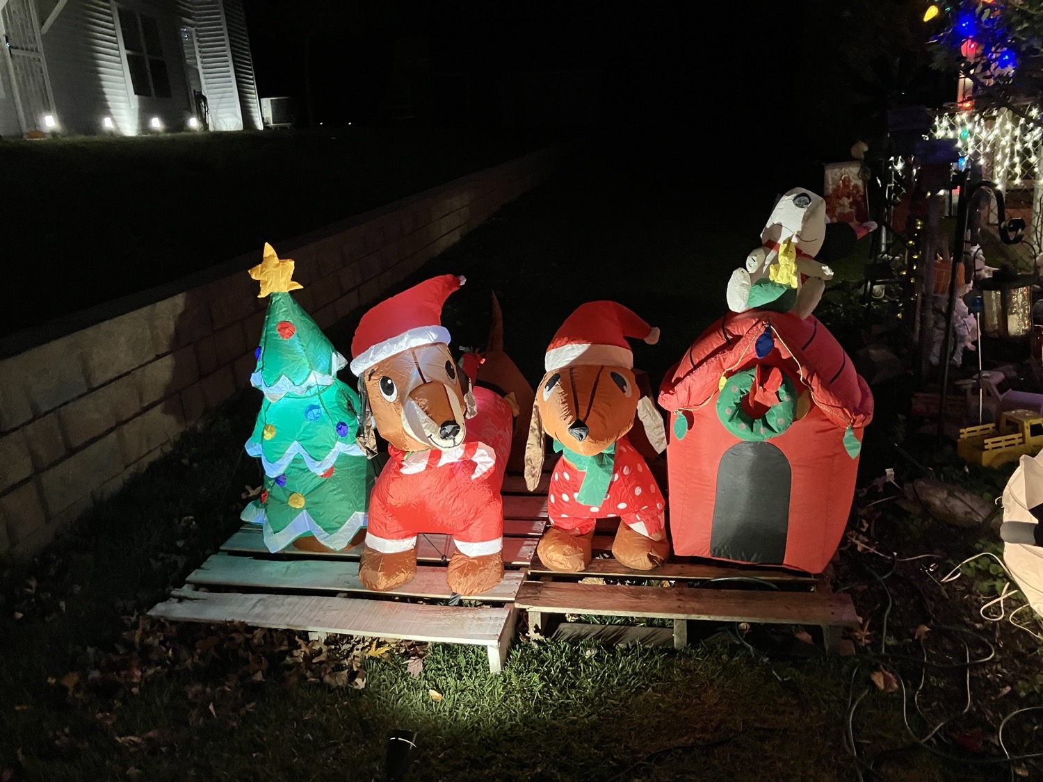 Old Fashioned Christmas, Christmas lights in Warrington, PA (photo 3)