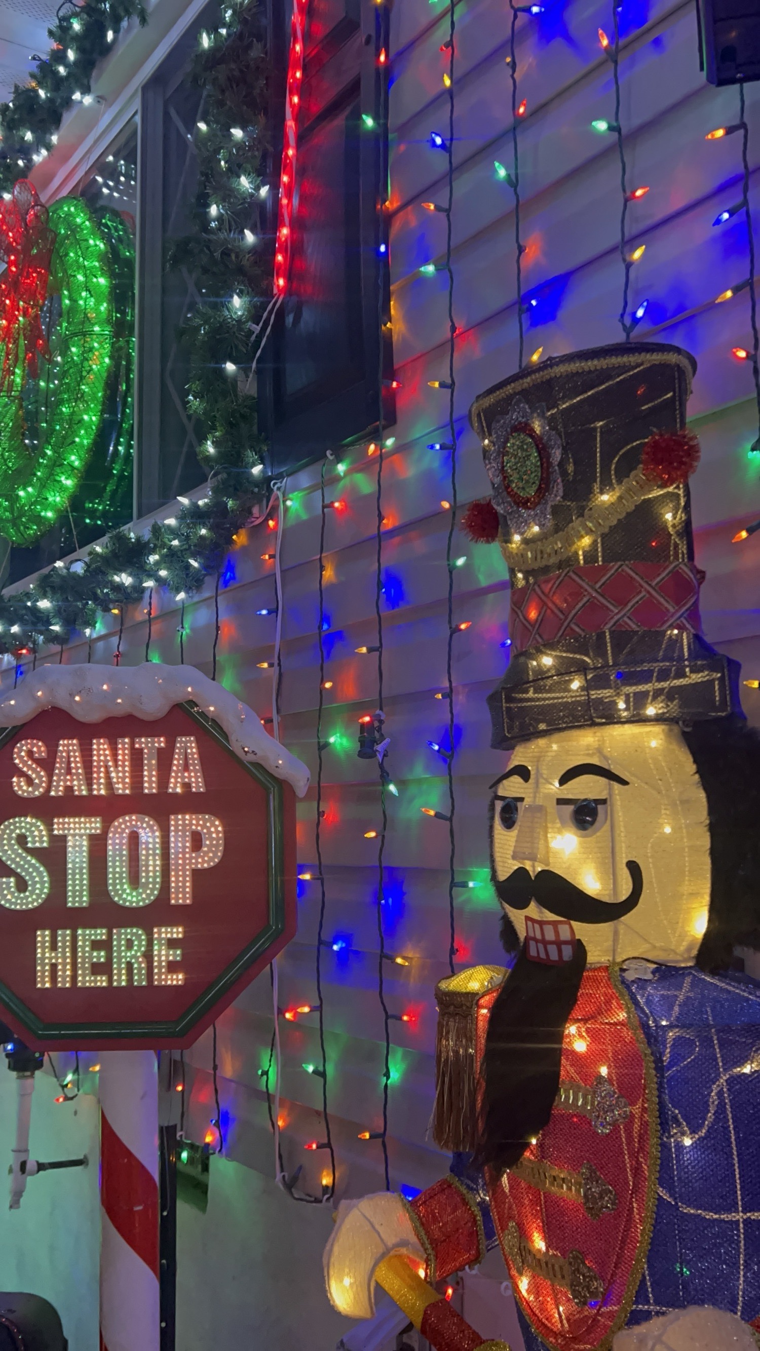 Liam’s spectacular Christmas Display, Christmas lights in Middletown, NJ (photo 5)