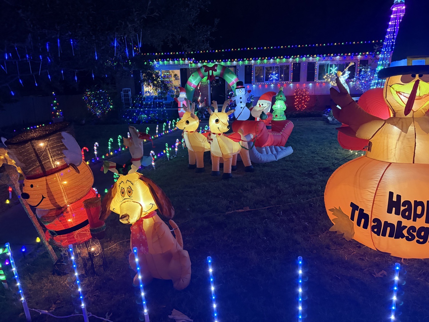 Christmas Light Show, Christmas lights in Haltom City, TX (photo 5)