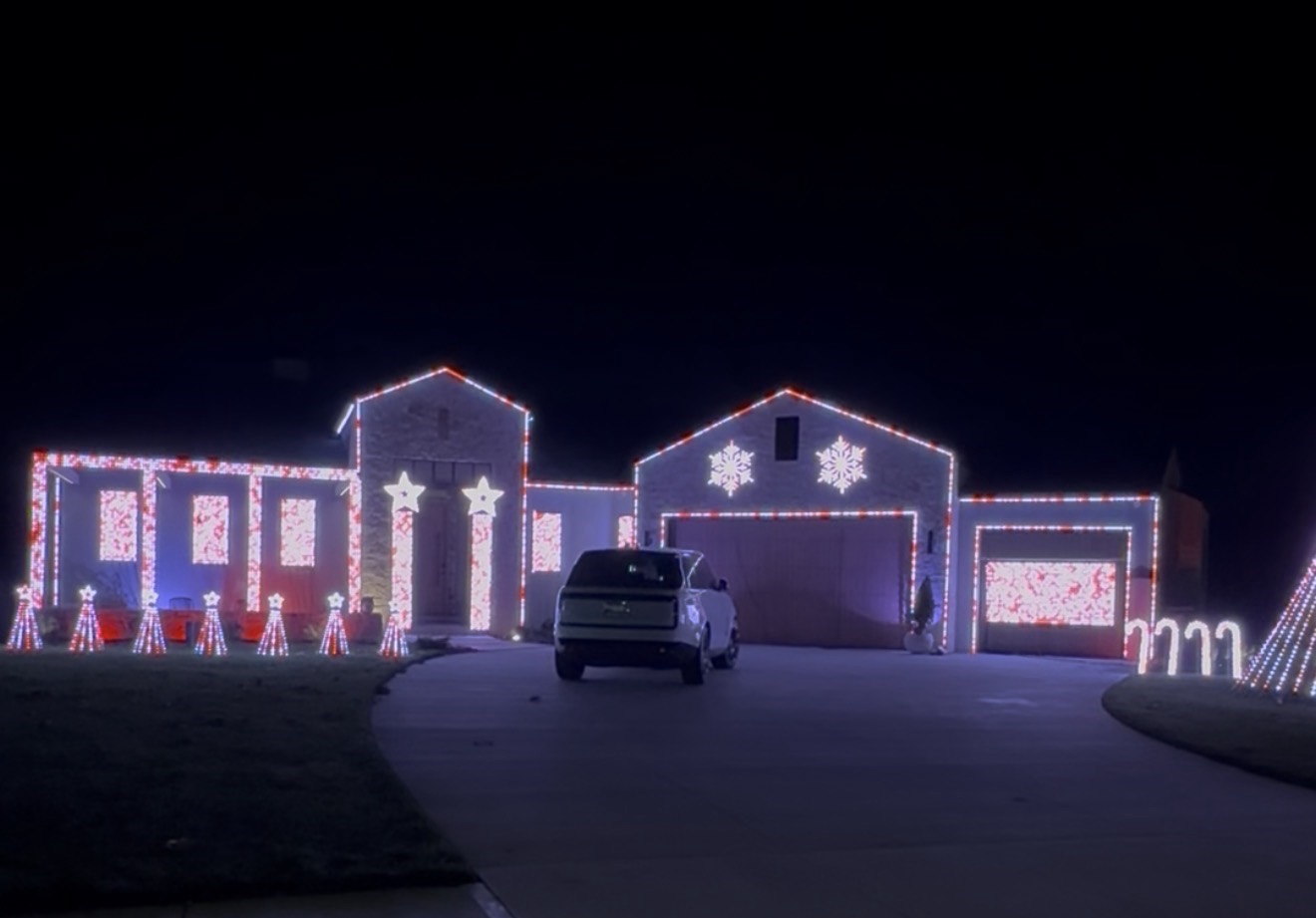 Leo Griswald, Christmas lights in Kansas City, MO (photo 1)