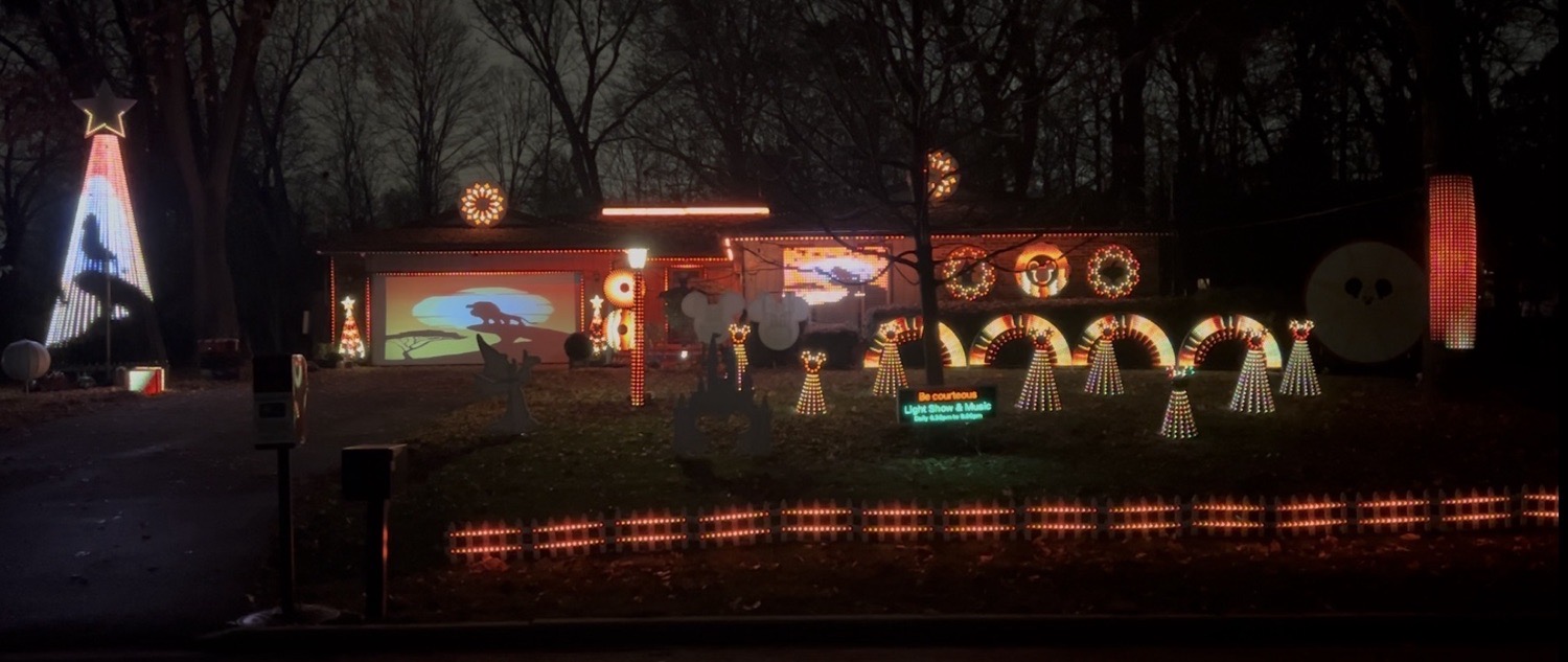 Forest Estates Light Show, Christmas lights in Palatine, IL (photo 3)