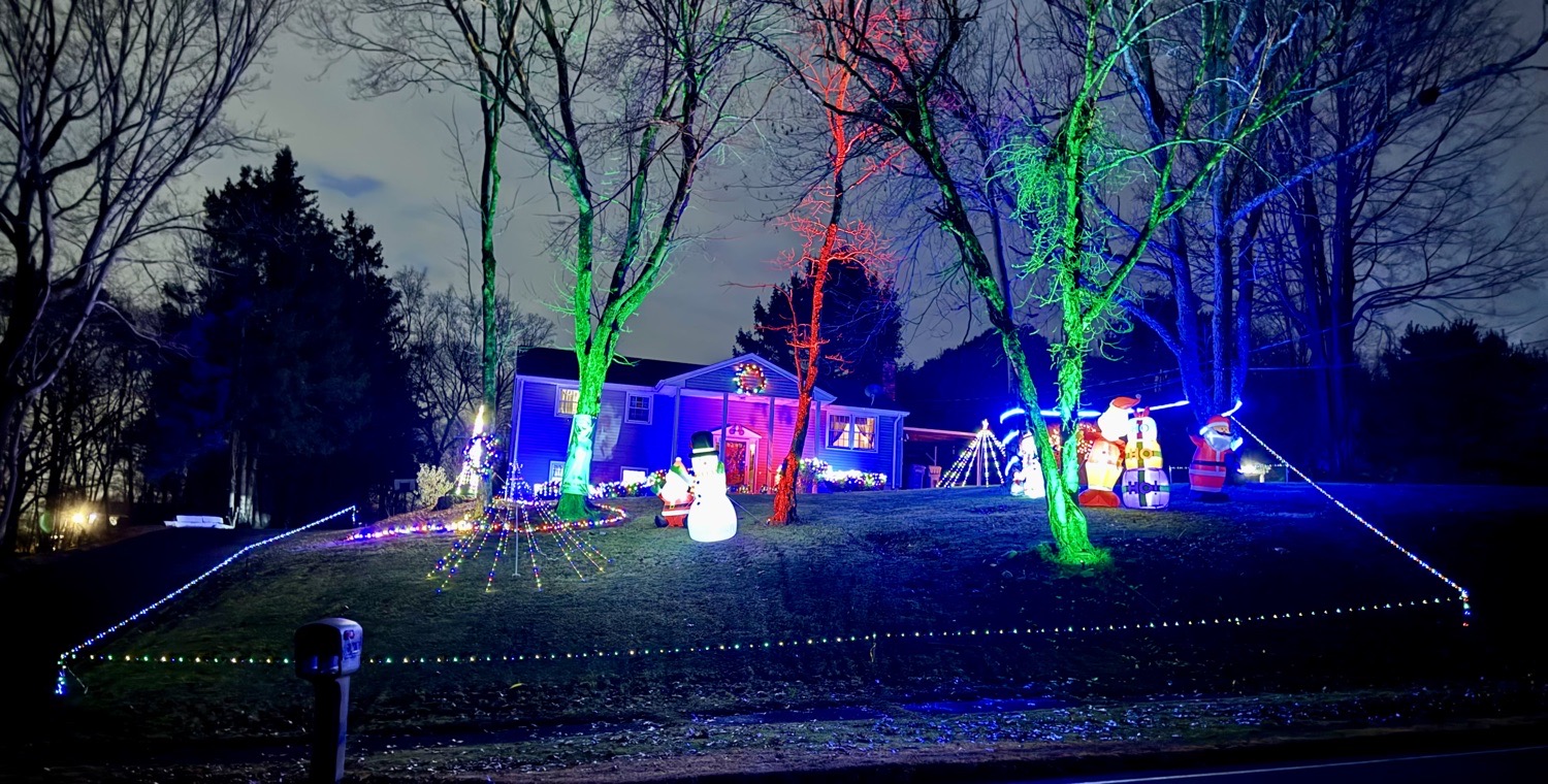 It’s That Time Of Year!!, Christmas lights in Bristol, CT (photo 1)