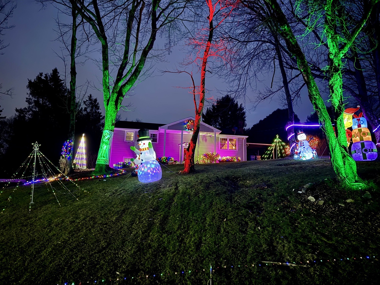 It’s That Time Of Year!!, Christmas lights in Bristol, CT (photo 2)
