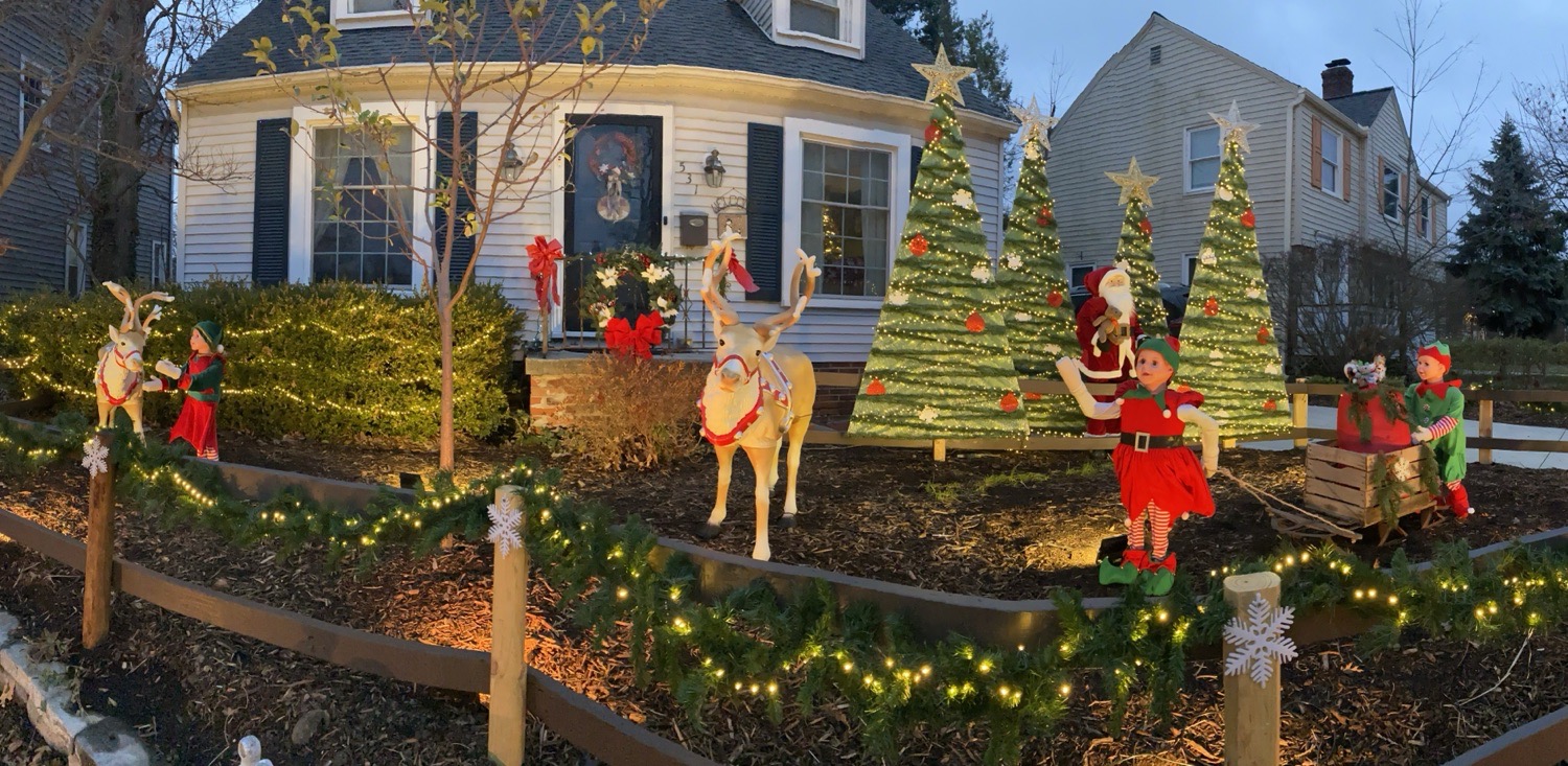Santa’s Reindeer Corral, Christmas lights in Bay Village, OH (photo 1)