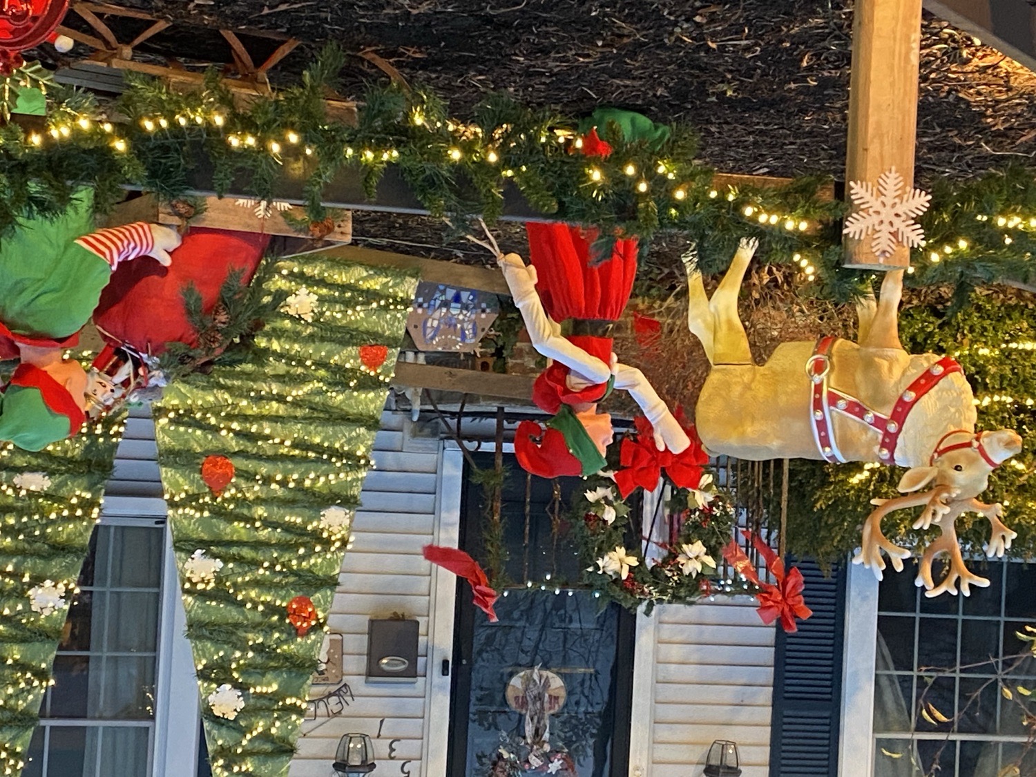 Santa’s Reindeer Corral, Christmas lights in Bay Village, OH (photo 2)