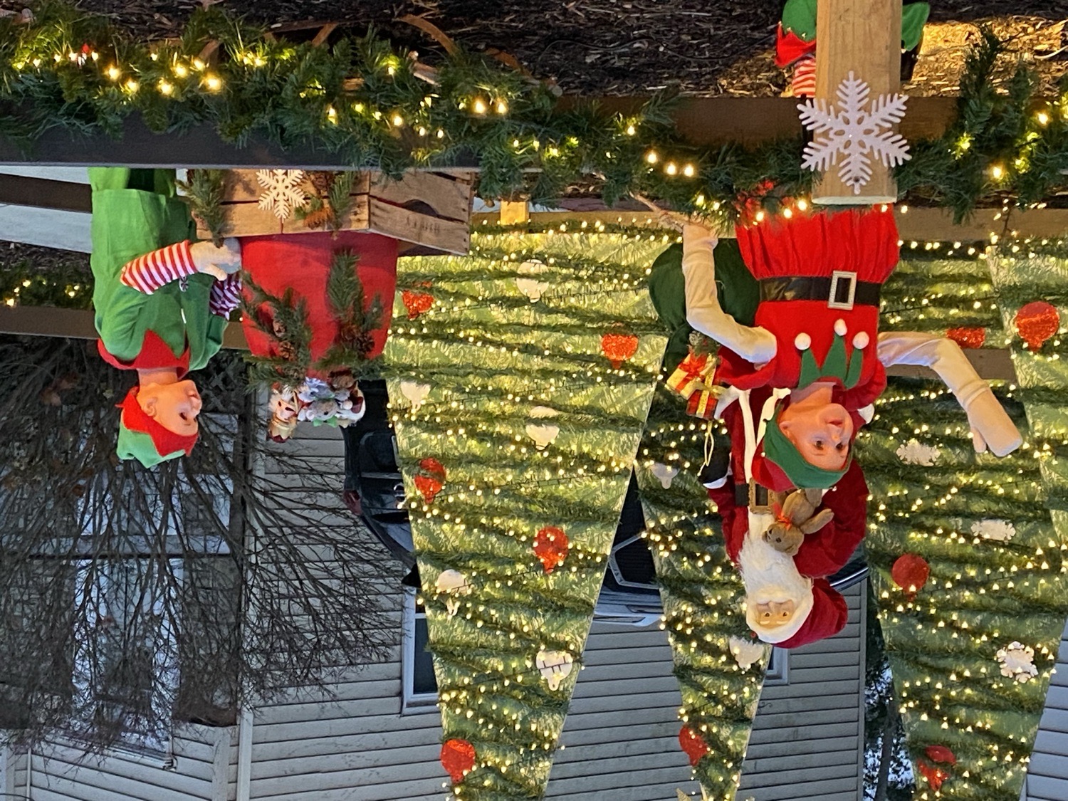Santa’s Reindeer Corral, Christmas lights in Bay Village, OH (photo 5)
