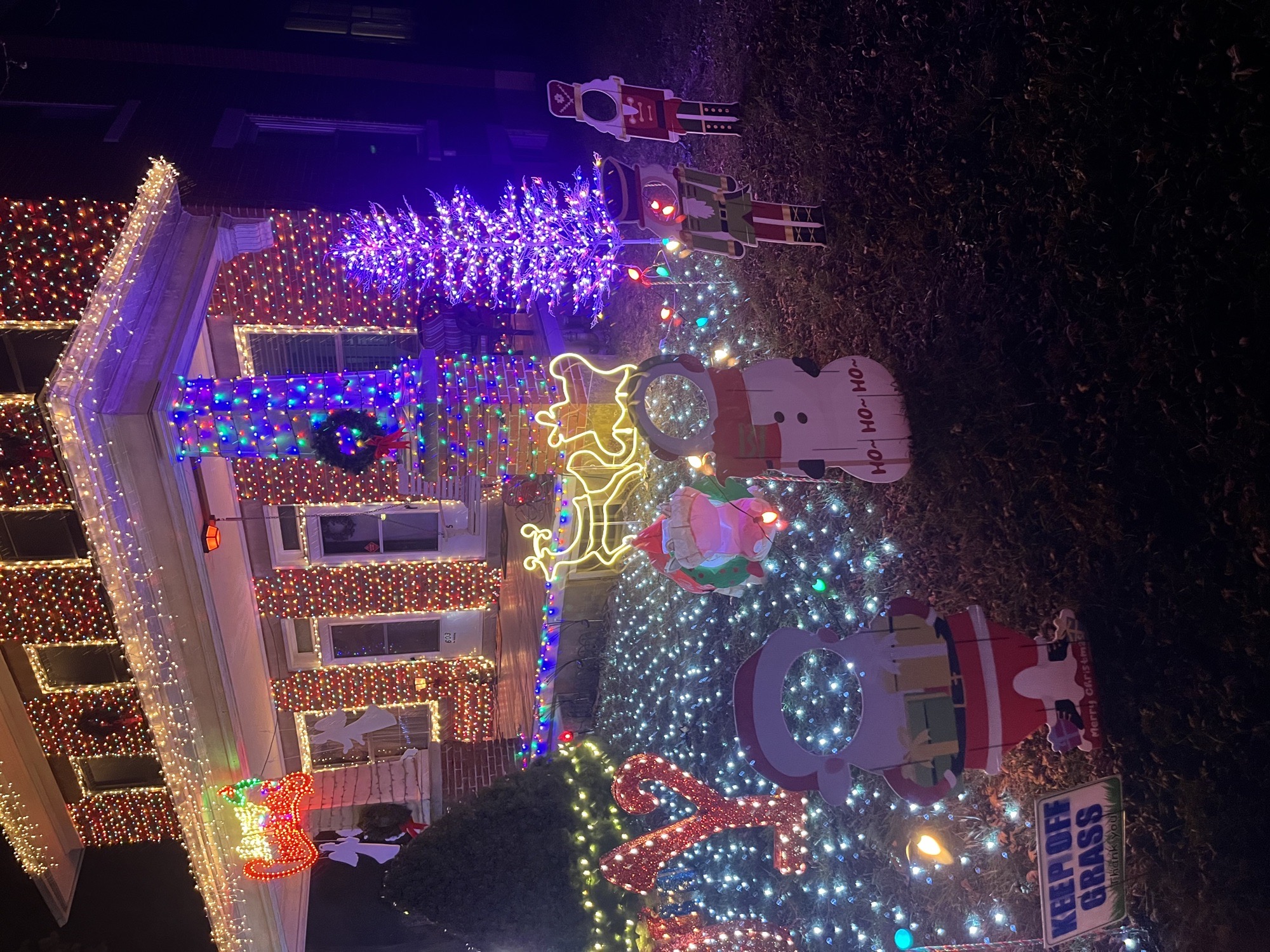 Bentz’s Christmas Display, Christmas lights in Palmyra, PA (photo 3)
