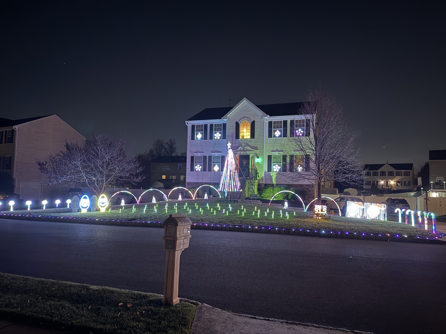 Oh Foley Night!, Christmas lights in Delanco, NJ (photo 1)