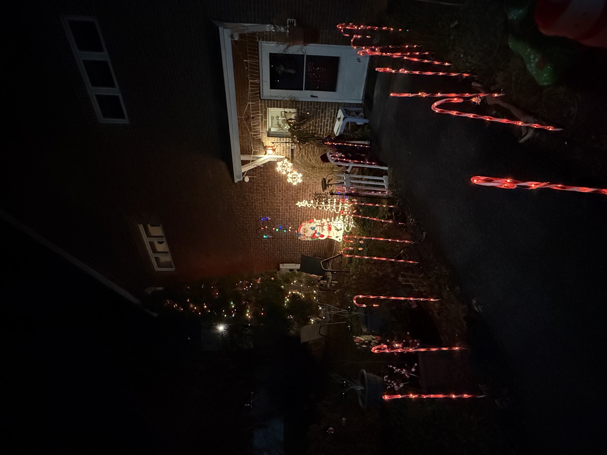 10E Front, Christmas lights in Dover, NH (photo 1)