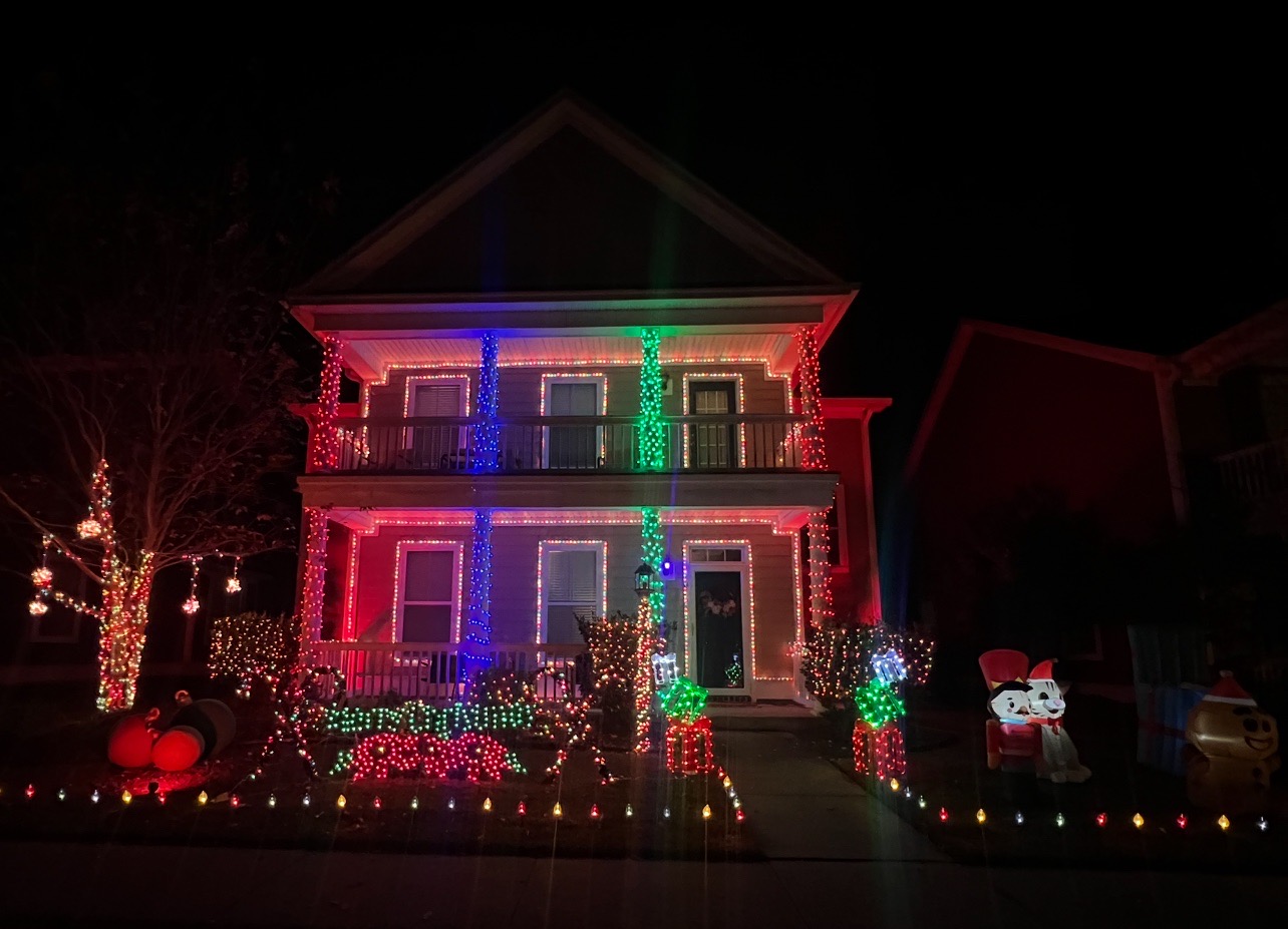 Glow Big Or Glow Home!, Christmas lights in Summerville, SC (photo 1)