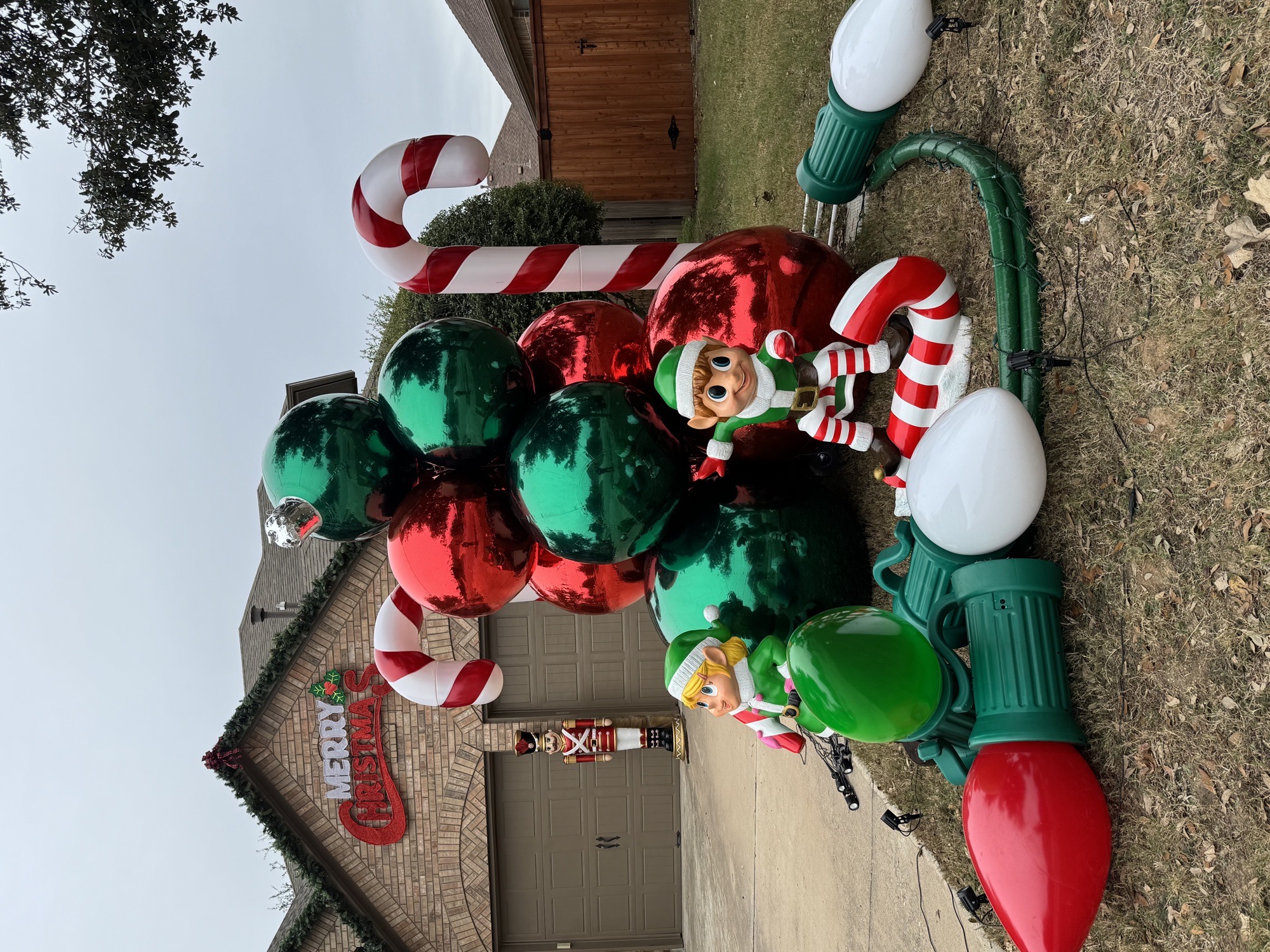 Christmas at Drury Lane, Christmas lights in Austin, TX (photo 2)