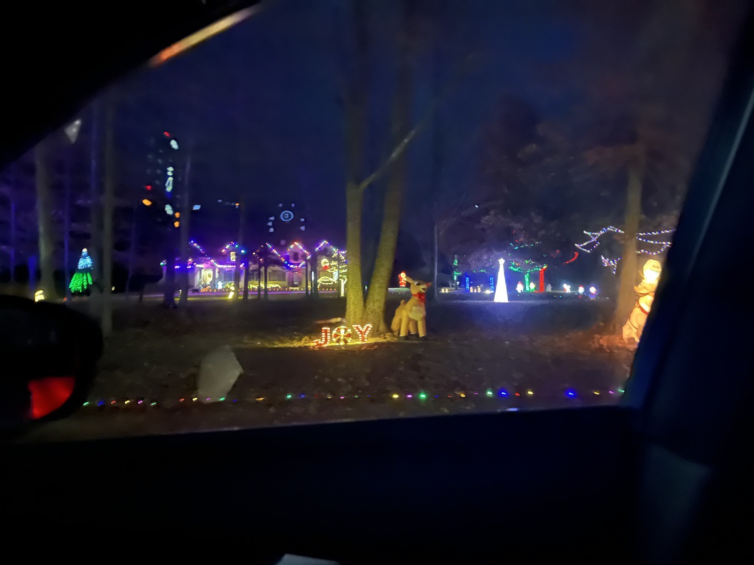 Morris Family Christmas lights, Christmas lights in Lodi, OH (photo 1)