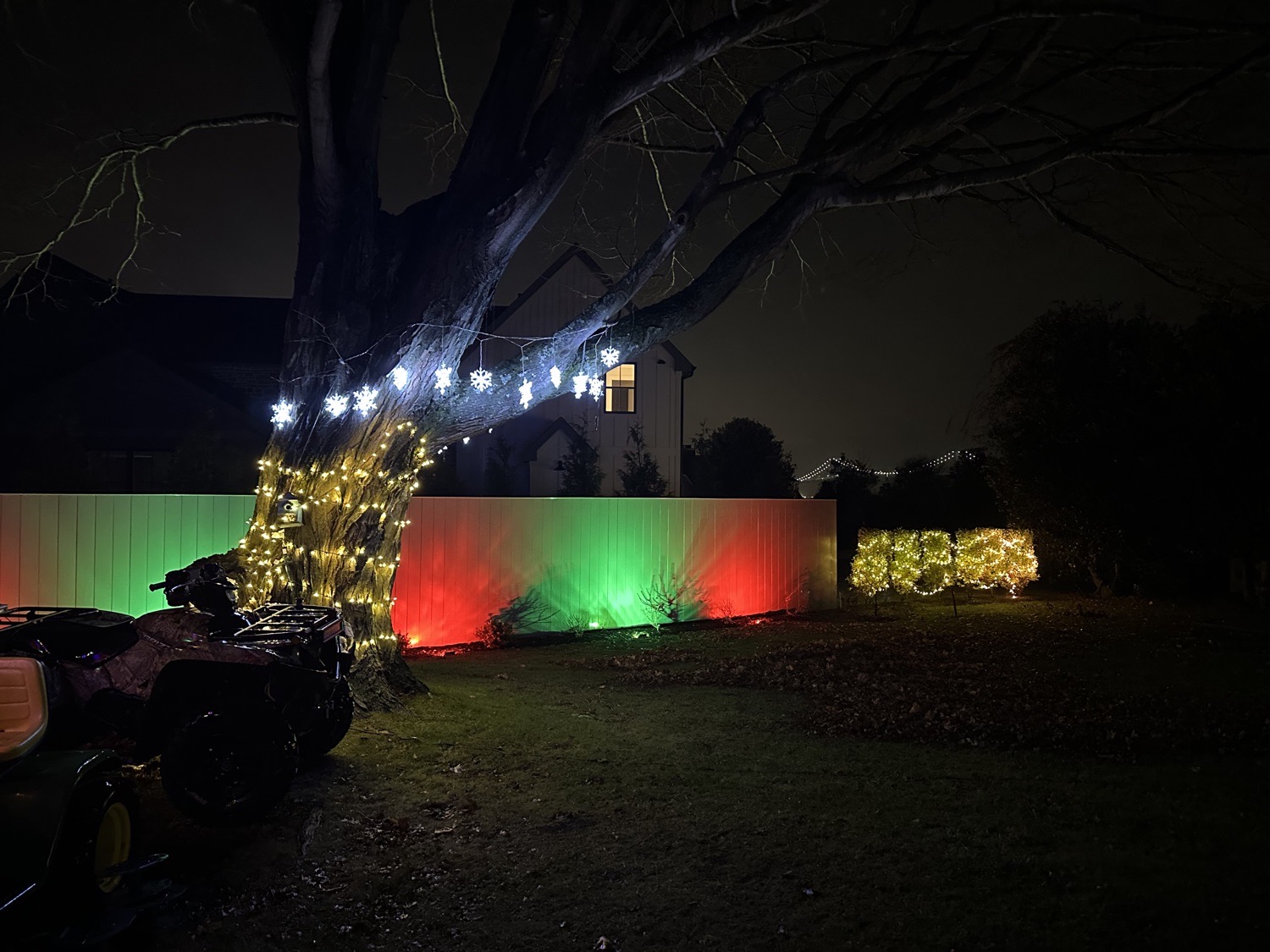 Candy Cane Road, Christmas lights in Jamestown, RI (photo 2)