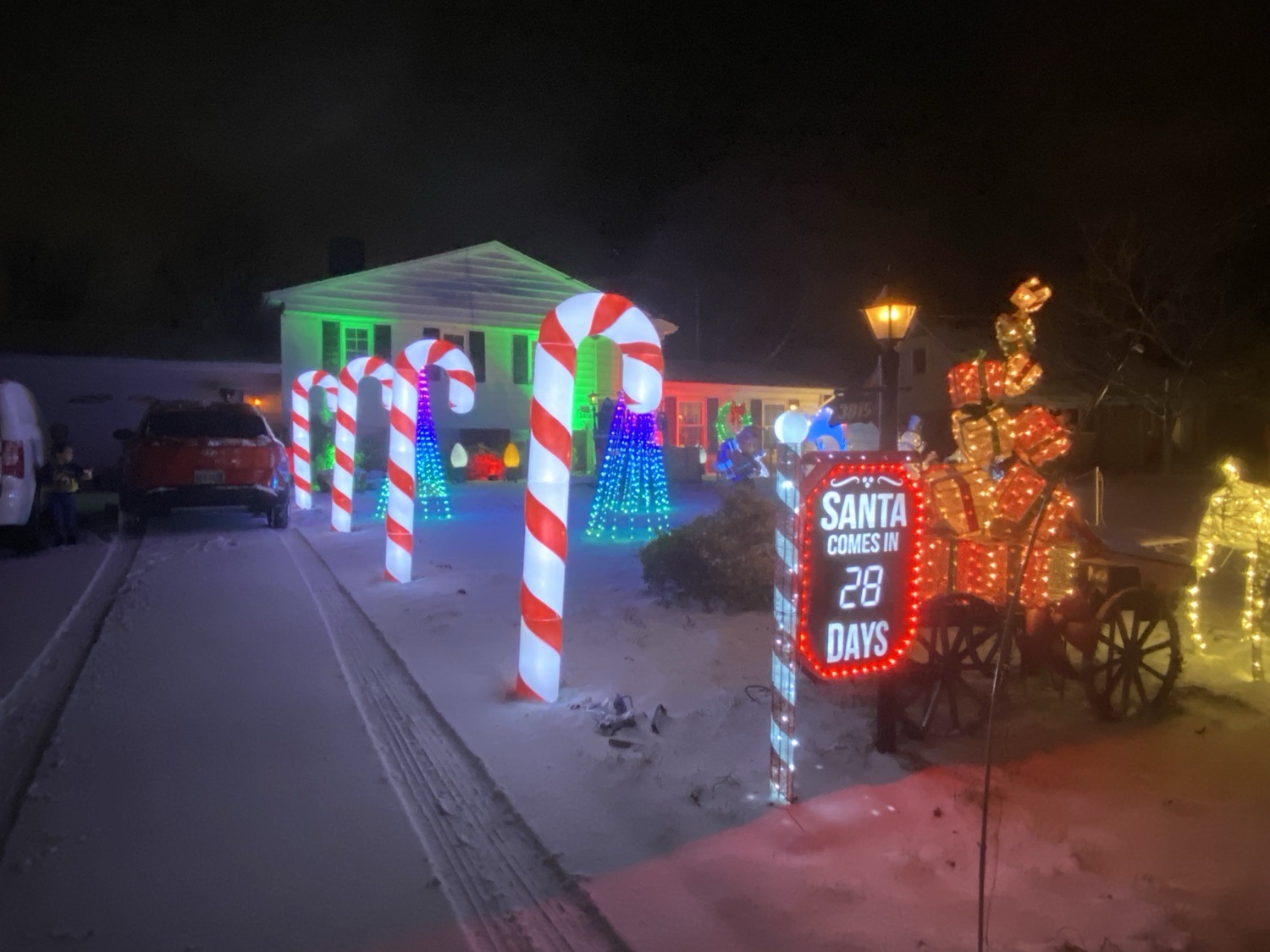 MastersSpectacular, Christmas lights in Broadview Heights, OH (photo 5)