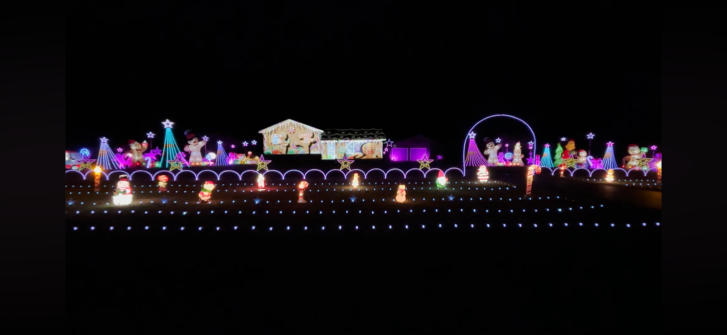 Video Projection Animated Light Show, Christmas lights in Campbell, NY (photo 1)