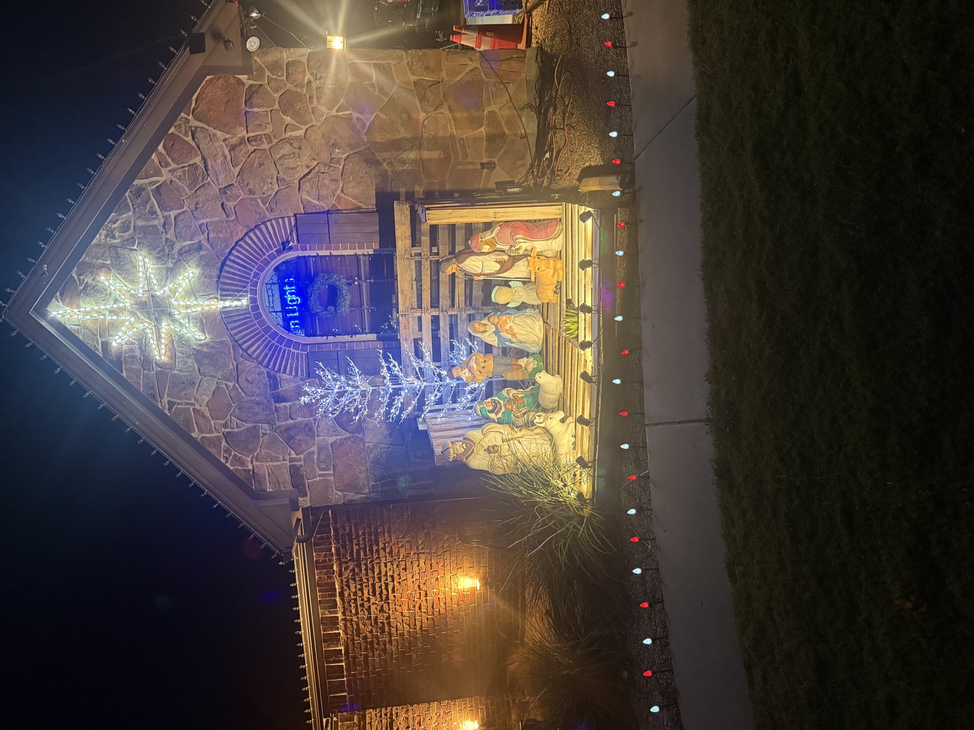 Mulligan Lights, Christmas lights in Azle, TX (photo 3)