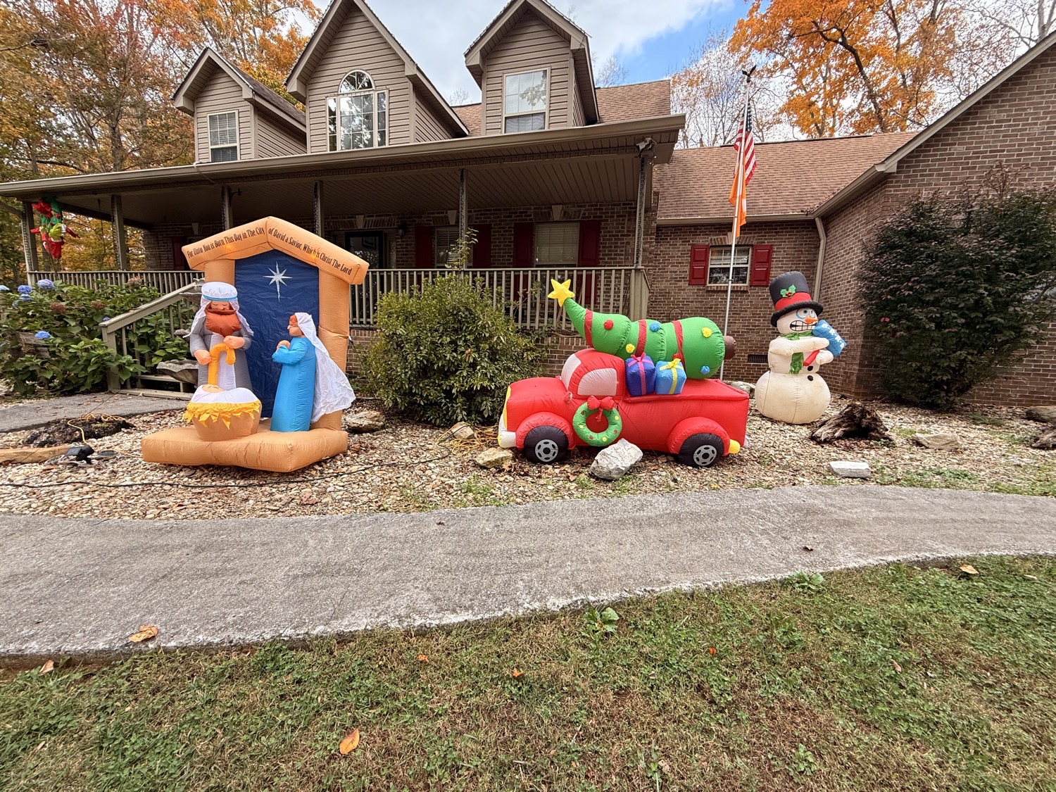 Lights On Cunningham, Christmas lights in Seymour, TN (photo 5)