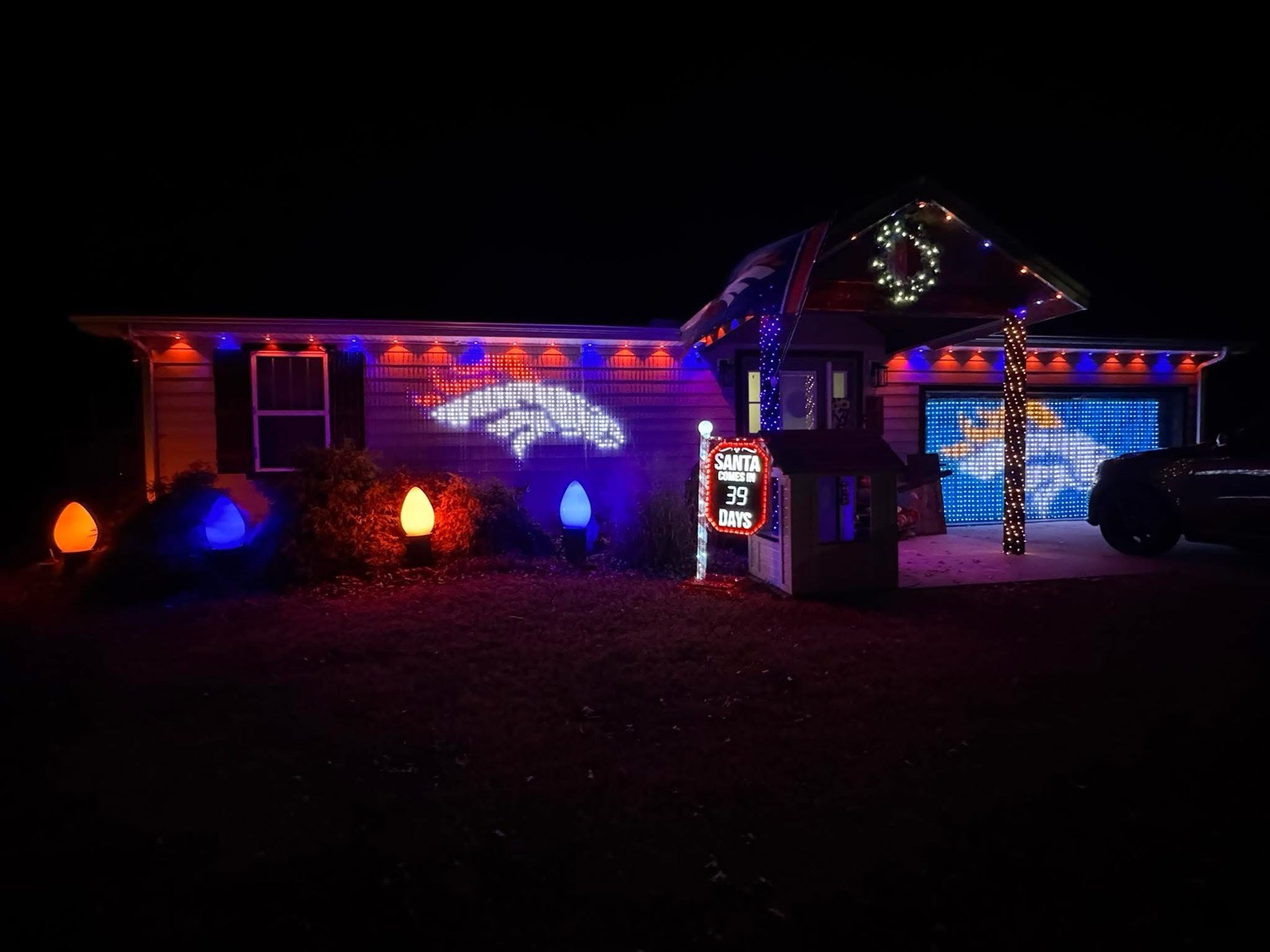 Custom Christmas, Christmas lights in Pittsburg, KS (photo 5)