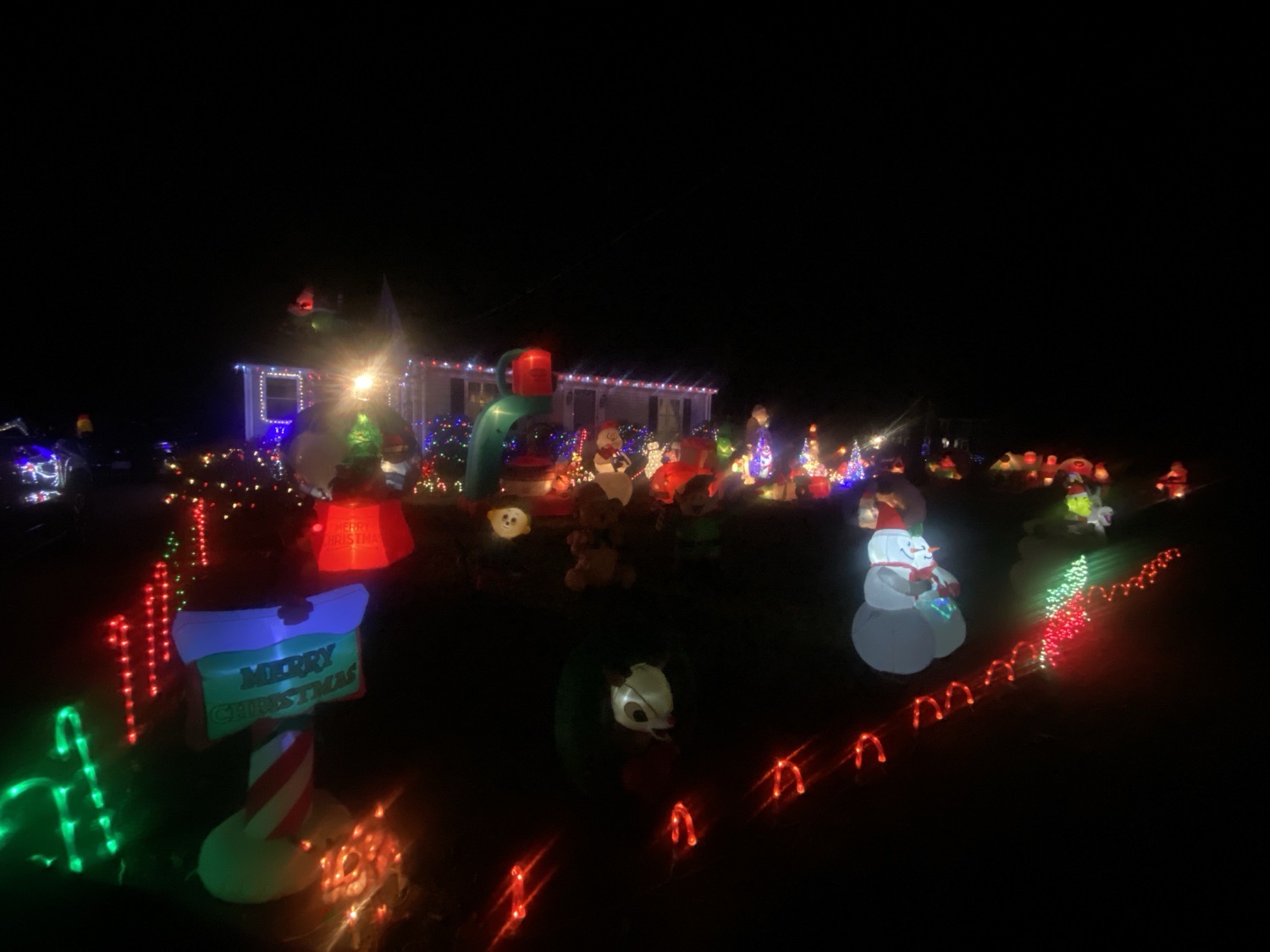 Elm Street Christmas, Christmas lights in Berkley, MA (photo 5)
