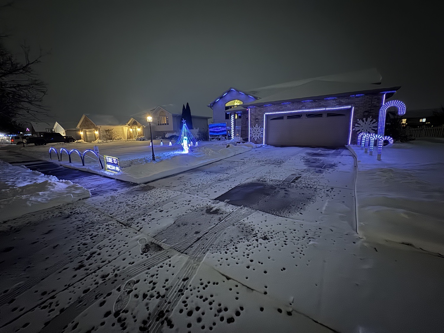 Lights On 91st, Christmas lights in Saint John, IN (photo 2)