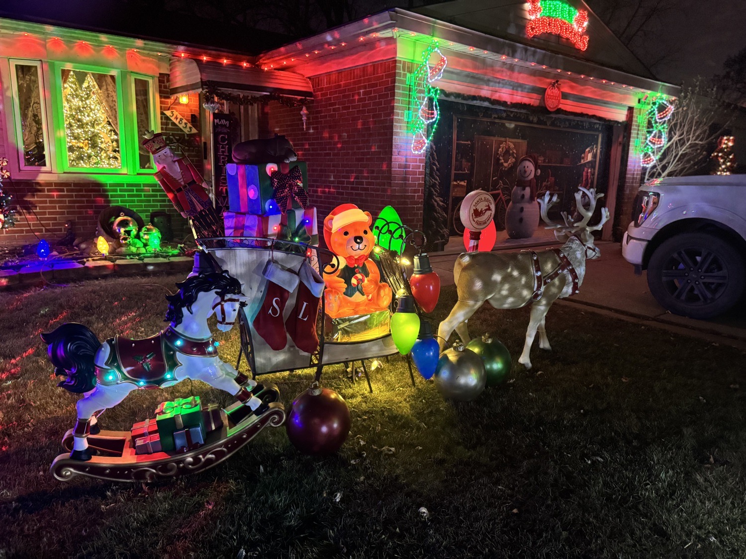 Christmas Fun, Christmas lights in Romulus, MI (photo 2)