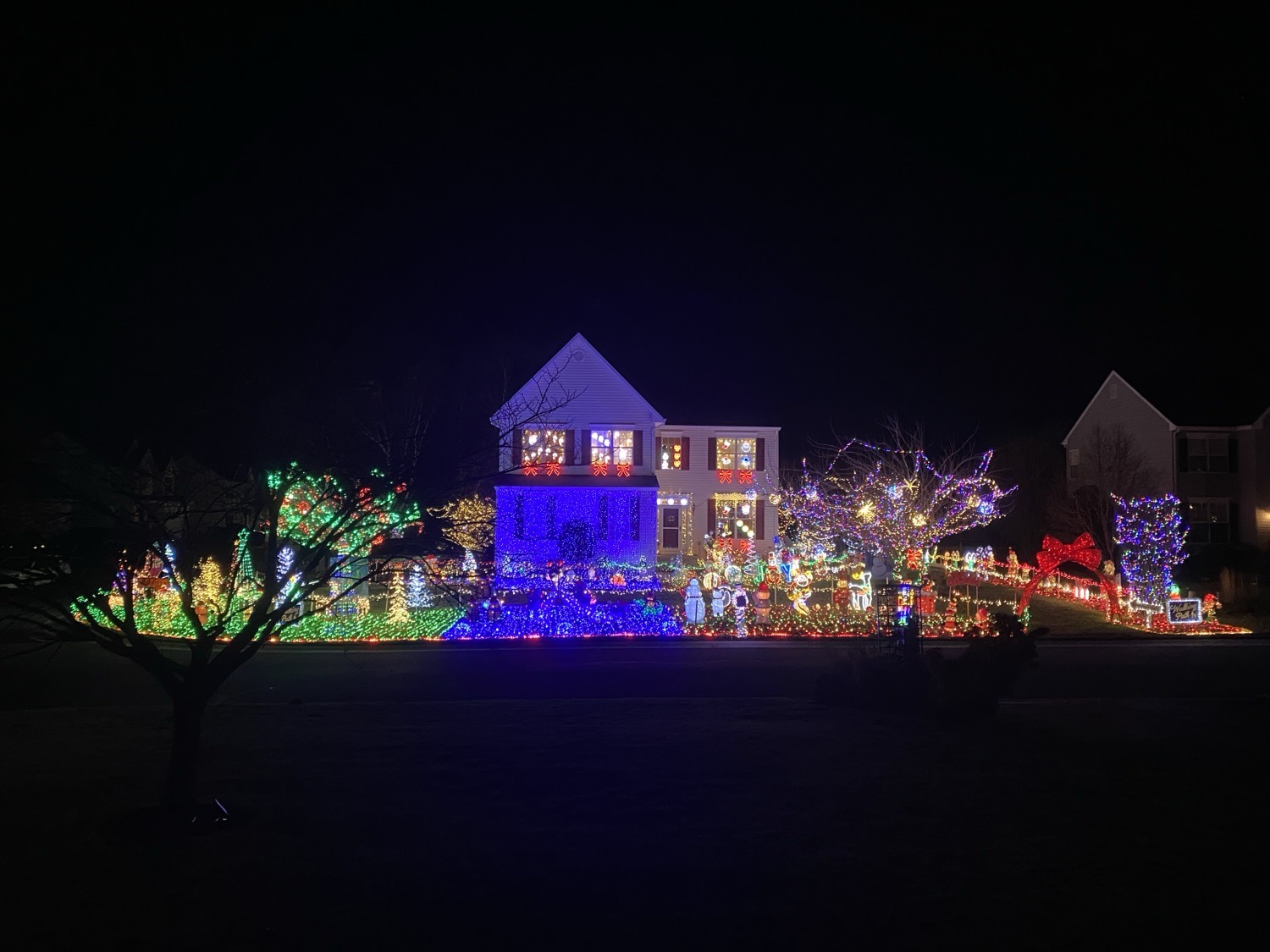 Antonis Display, Christmas lights in Milford, DE (photo 1)