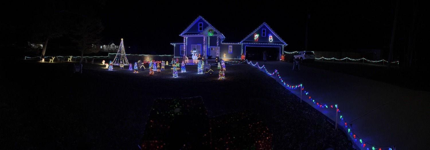 Christmas Acres, Christmas lights in Hensley, AR (photo 1)