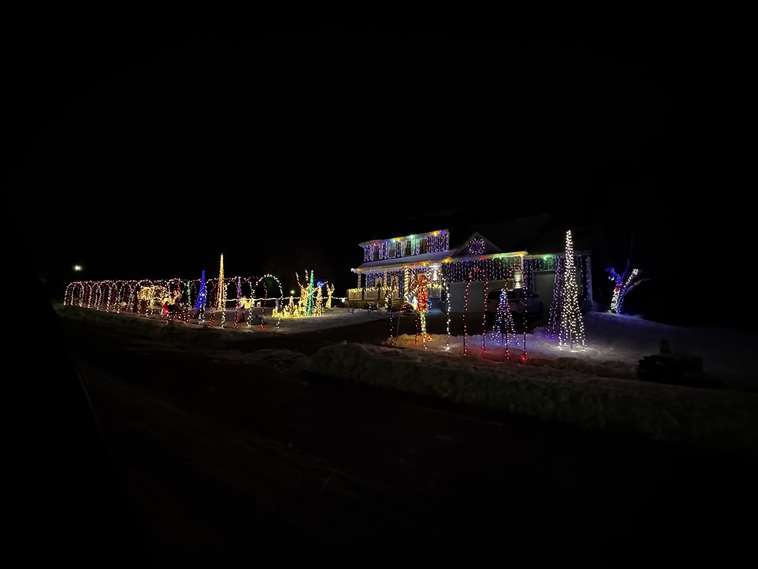 Camp Dodge Area, Christmas lights in Johnston, IA (photo 1)