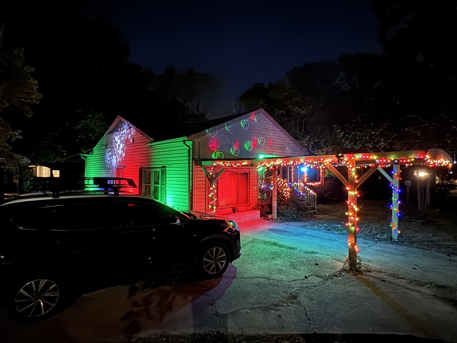 Akers Christmas House, Christmas lights in Tulsa, OK (photo 2)