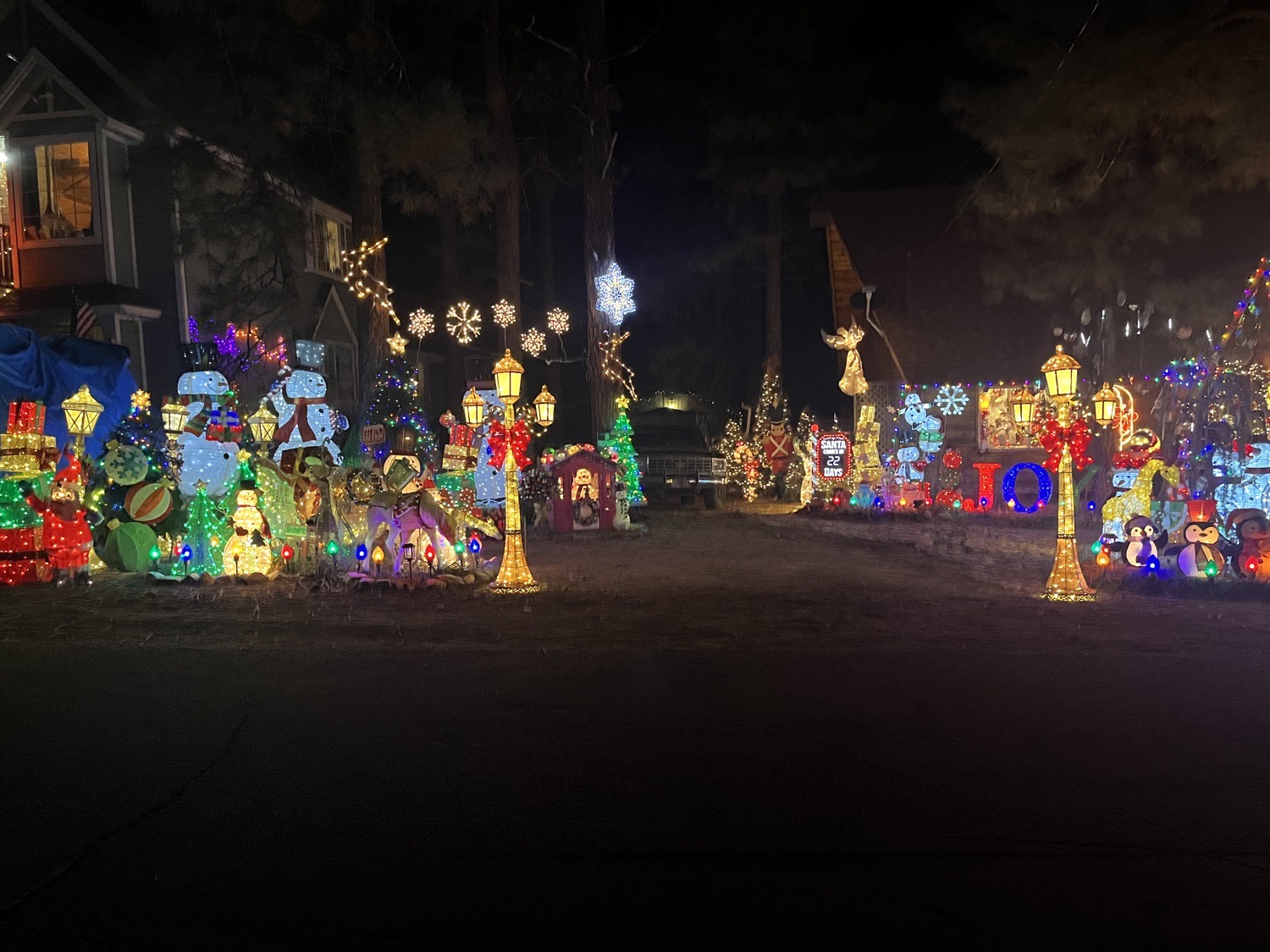 Christmas Castle, Christmas lights in Big Bear City, CA (photo 1)