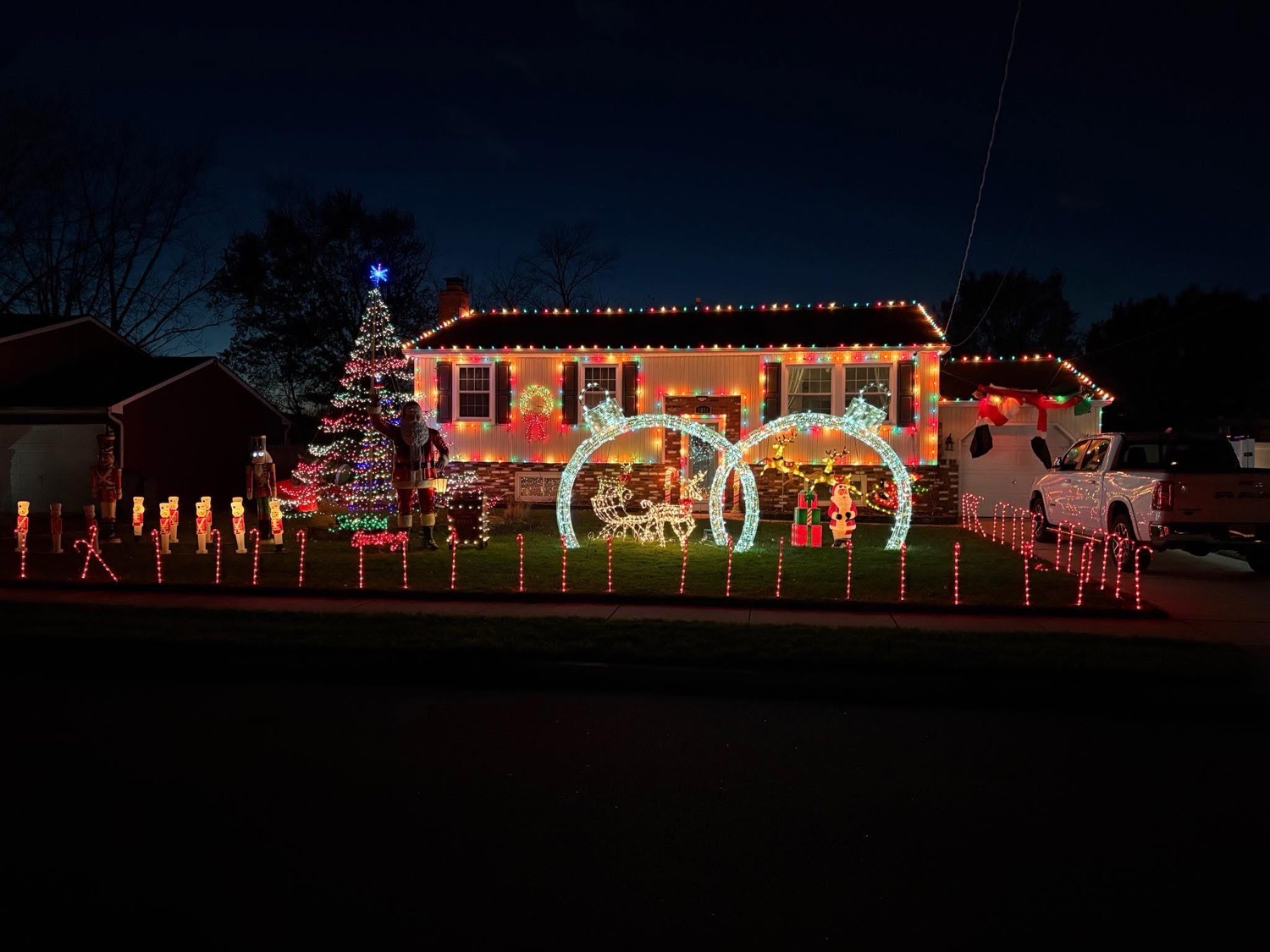 Anderson Old School Christmas Lights, Christmas lights in Williamstown, NJ (photo 1)
