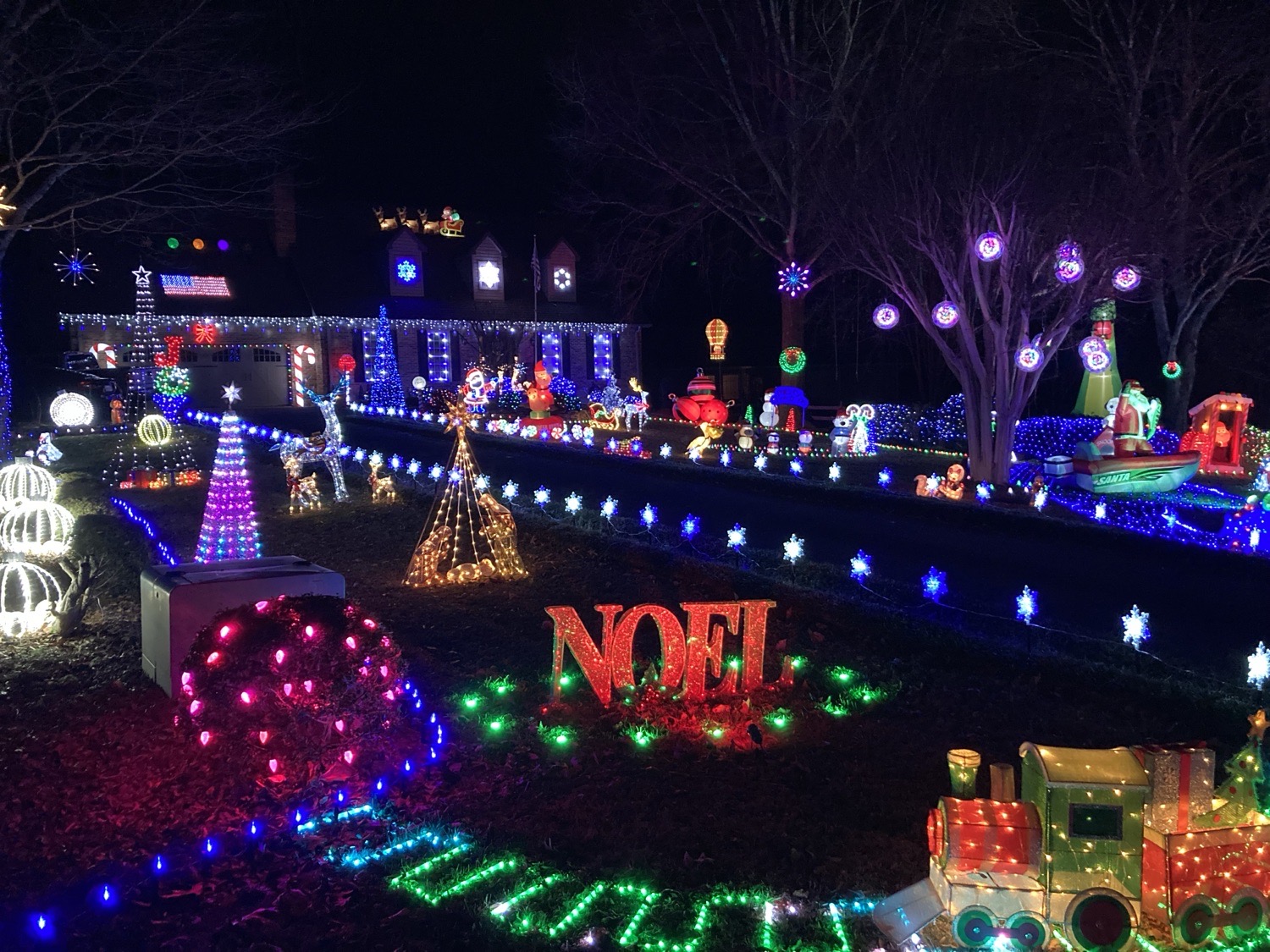 Ferree Family Christmas Lights, Christmas lights in Clemmons, NC (photo 1)