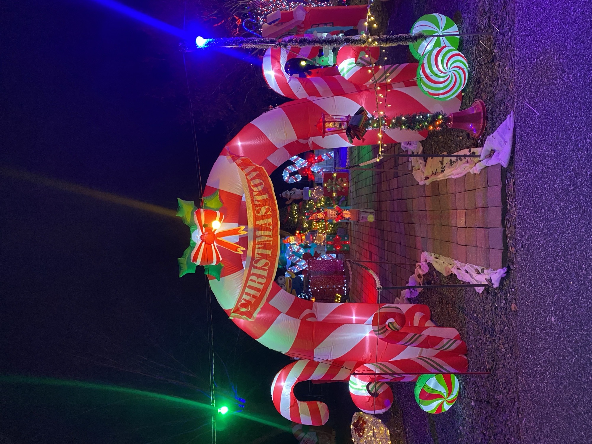 The Cookie Factory, Christmas lights in Bear, DE (photo 5)