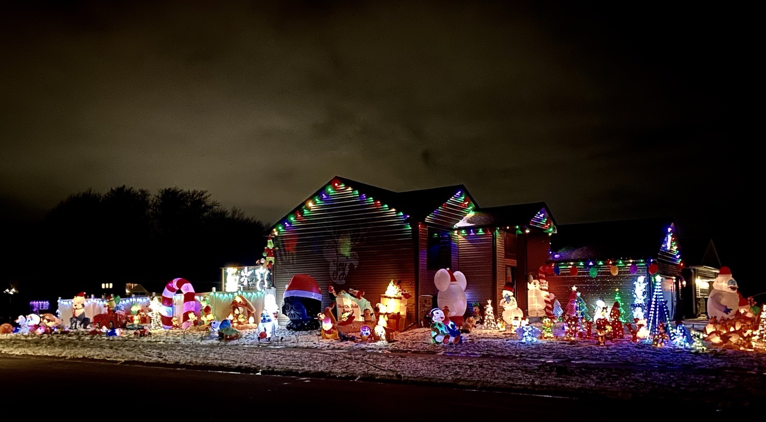 The Berg Family Christmas Display, Christmas lights in Rochester, MN (photo 1)