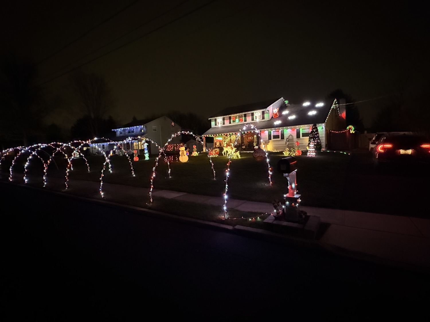 Merry Meetinghouse Village, Christmas lights in Hatboro, PA (photo 2)
