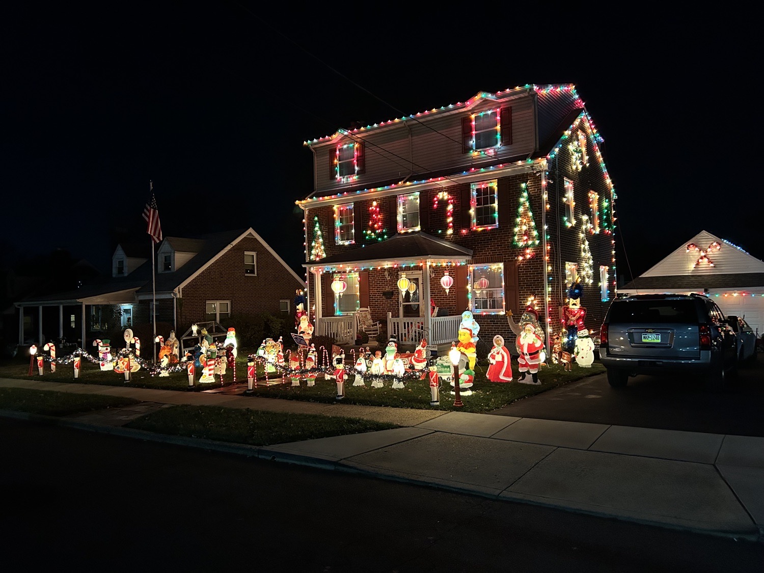 Ginger bread House, Christmas lights in Rockledge, PA (photo 4)