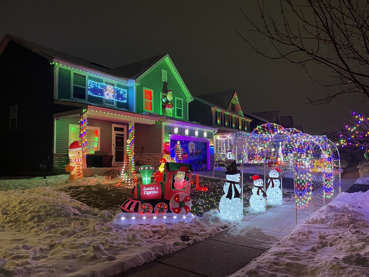 Radiance Of Rockwell, Christmas lights in Lakemoor, IL (photo 1)