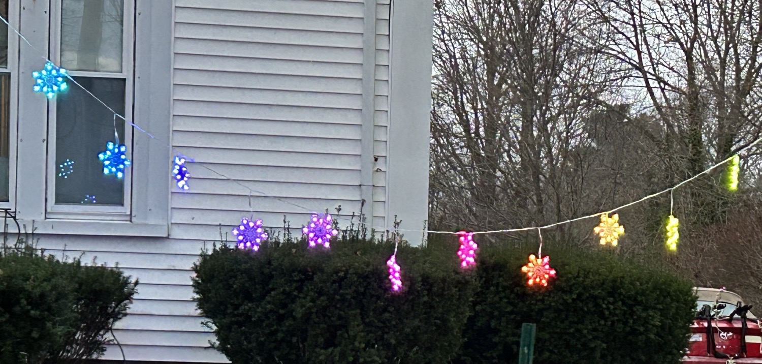 Skelly Bones Christmas, Christmas lights in Abington, MA (photo 3)