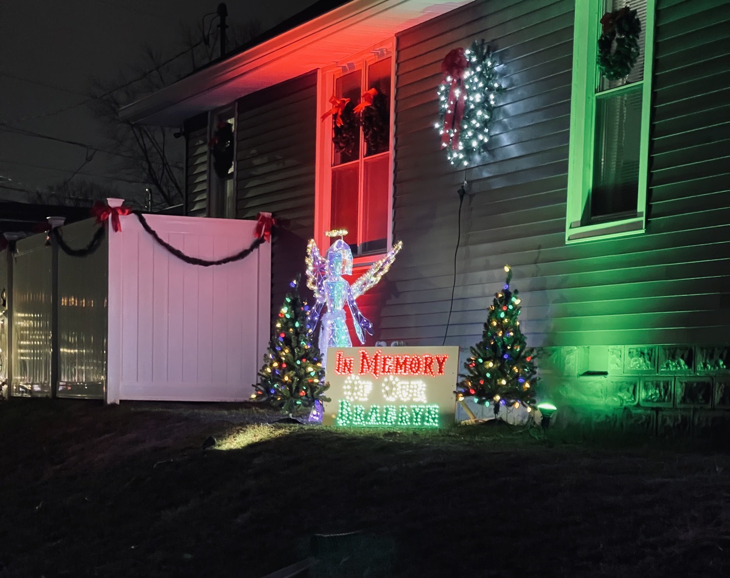 Christmas For Our Angel, Christmas lights in Owensboro, KY (photo 5)