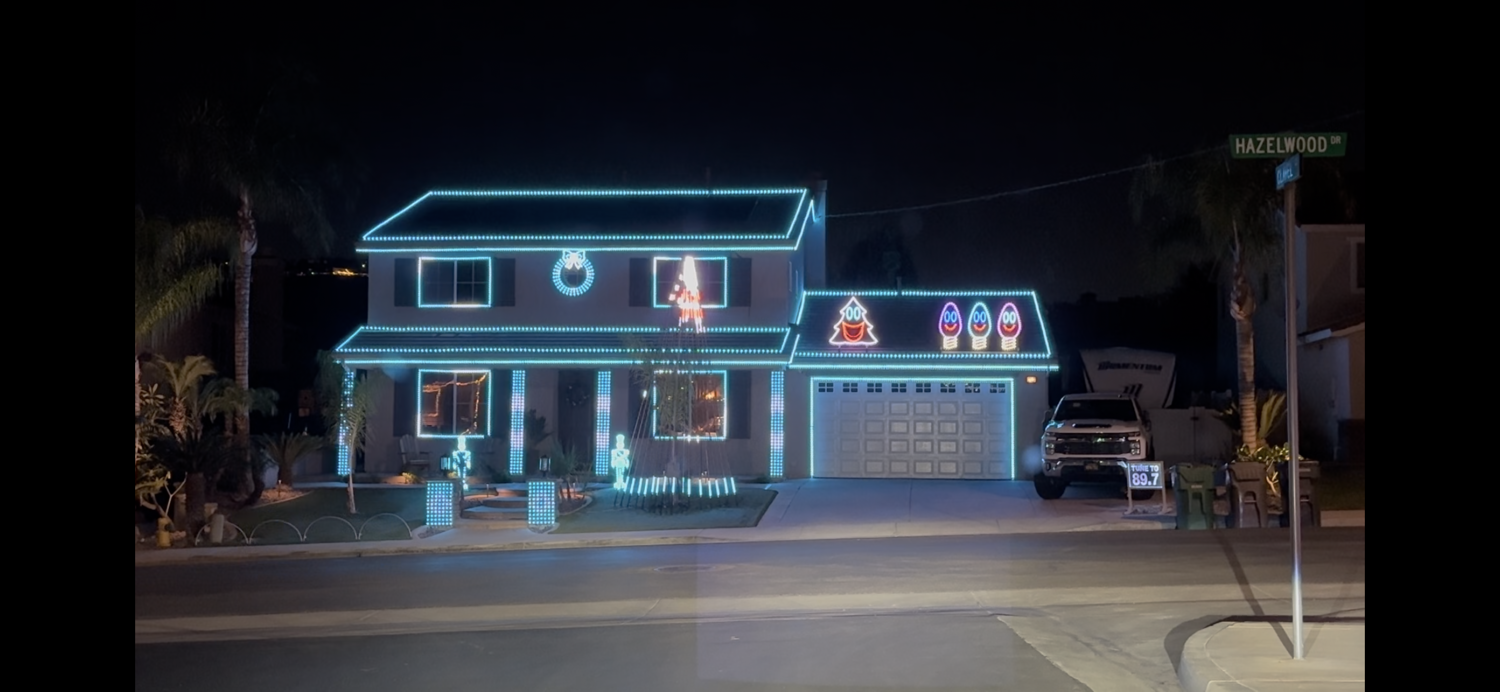 Victoria Grove Light Show, Christmas lights in Riverside, CA (photo 1)