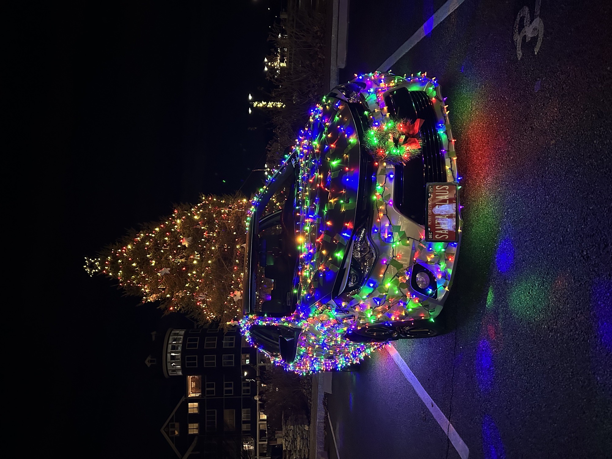 Magic Christmas Car, Christmas lights in Jamestown, RI (photo 2)