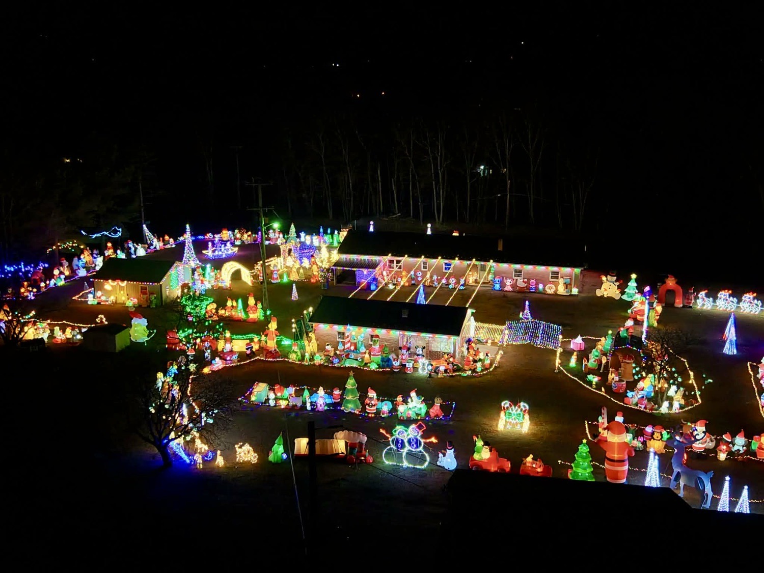 Kesecker Wonderland, Christmas lights in Hedgesville, WV (photo 3)