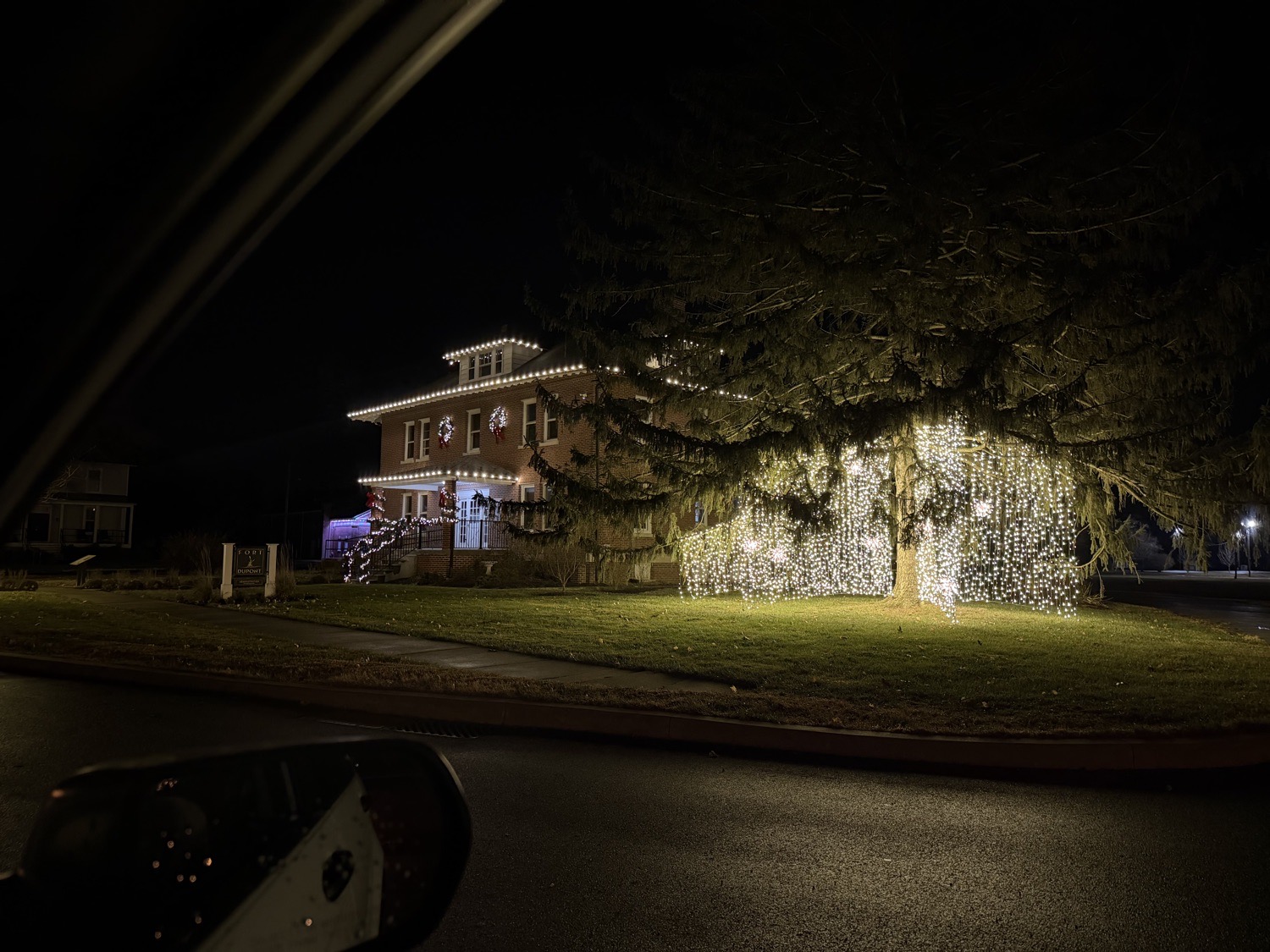 Fort DuPont, Christmas lights in Delaware City, DE (photo 3)