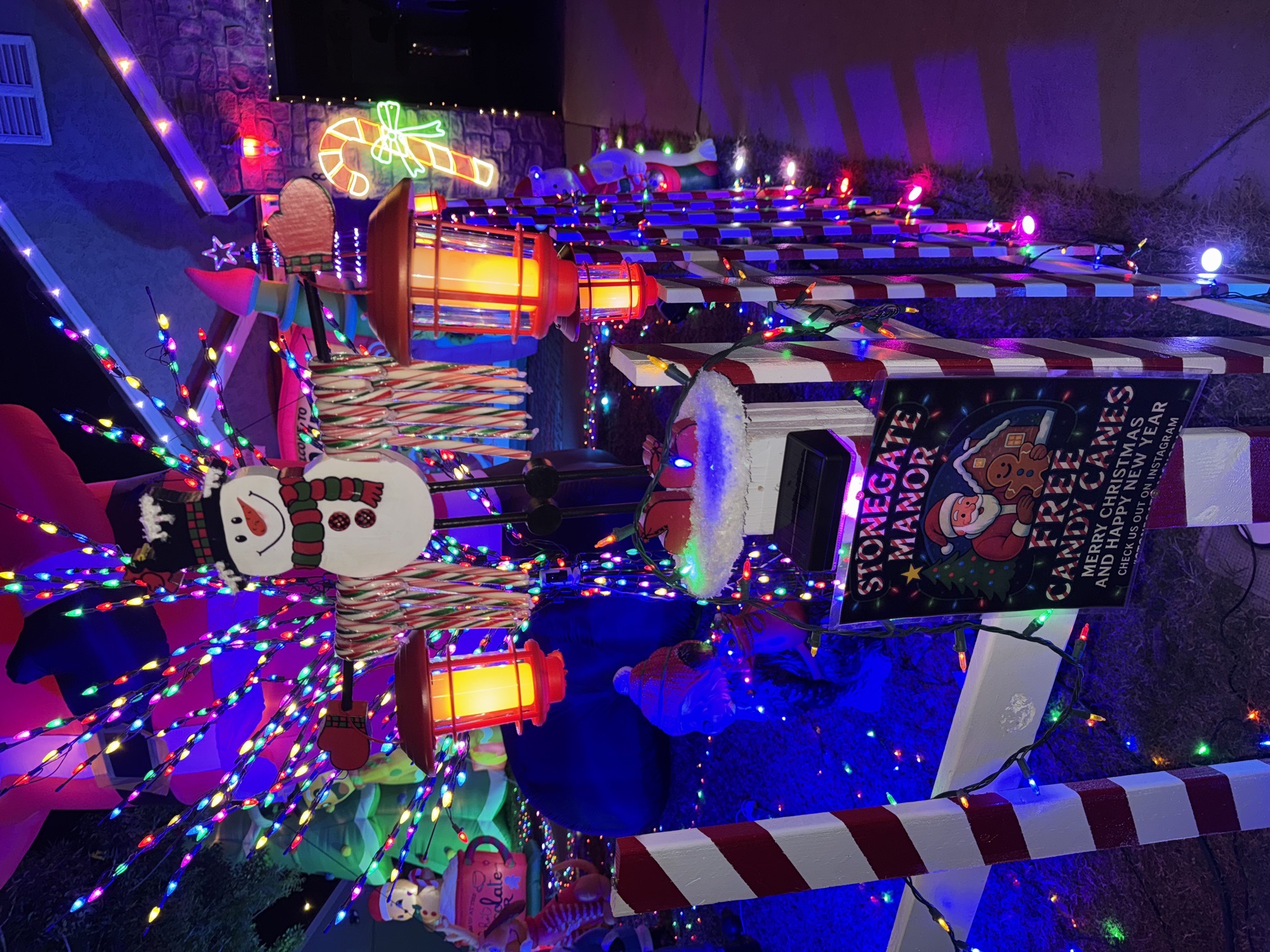 Stonegate Manor Az, Christmas lights in Chandler, AZ (photo 2)