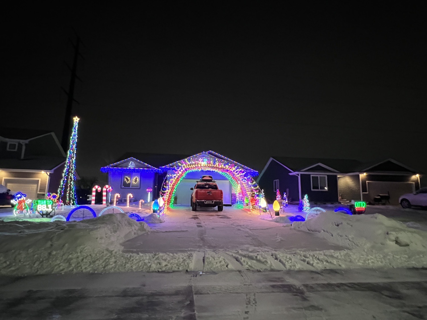 SugarPlum Lytes, Christmas lights in Altoona, IA (photo 1)